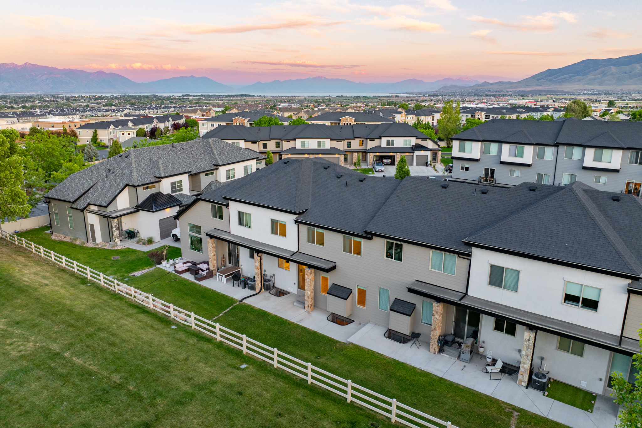 HARVEST VILLAGE - Residential