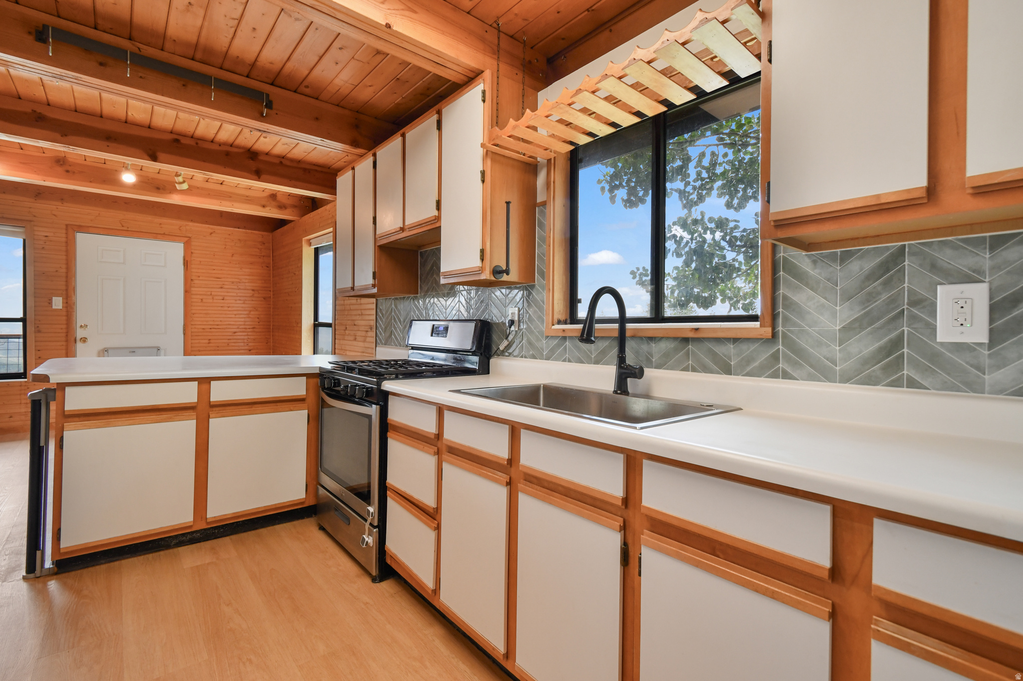 TOLLGATE CANYON - PINE MEADOW RANCH - Residential