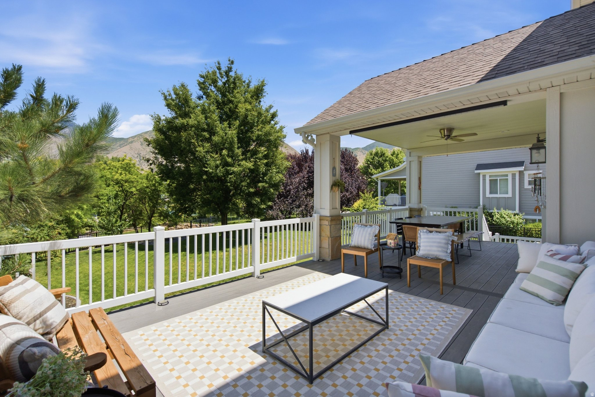 BOULDER SPRINGS - Residential