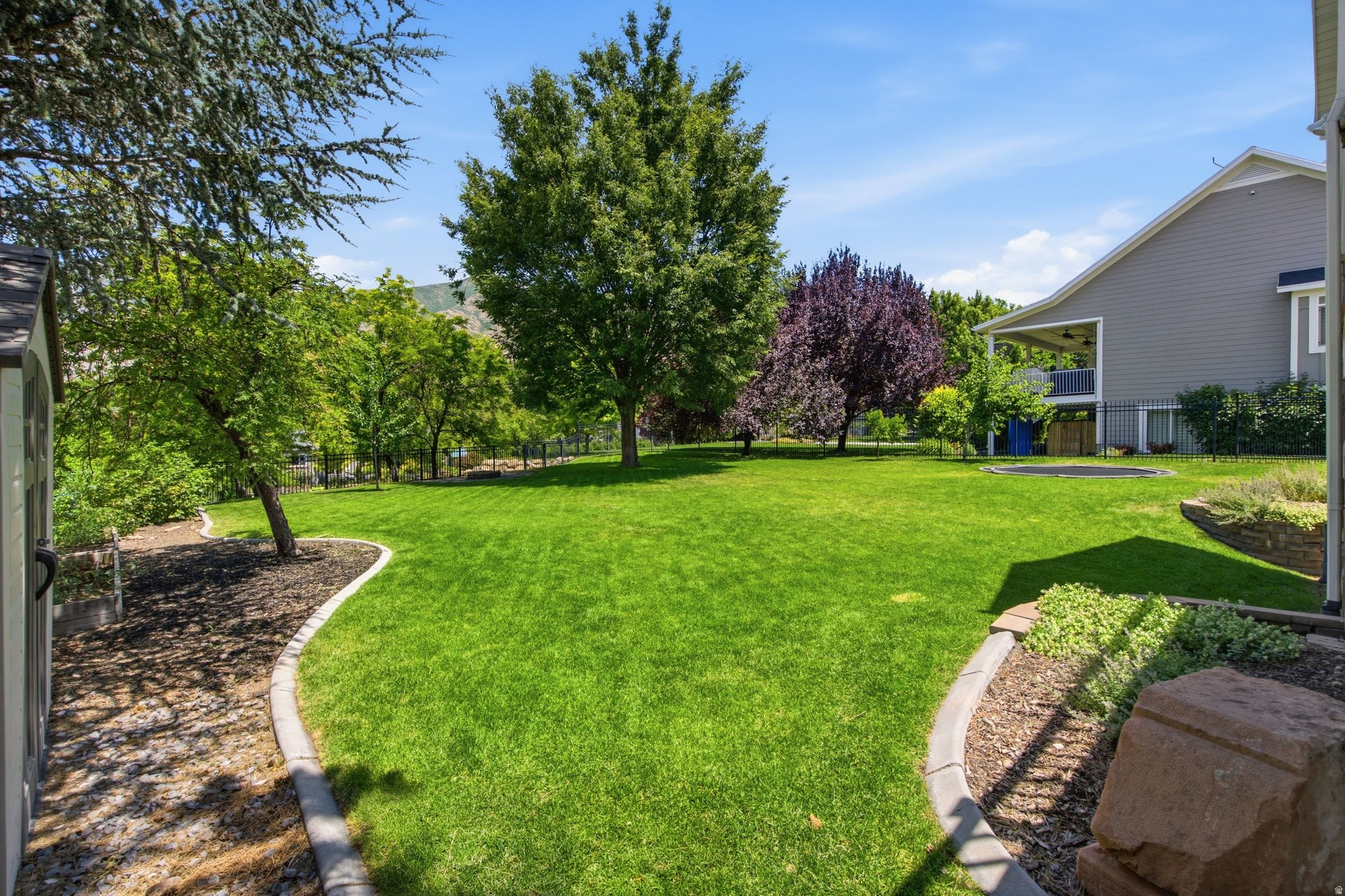 BOULDER SPRINGS - Residential