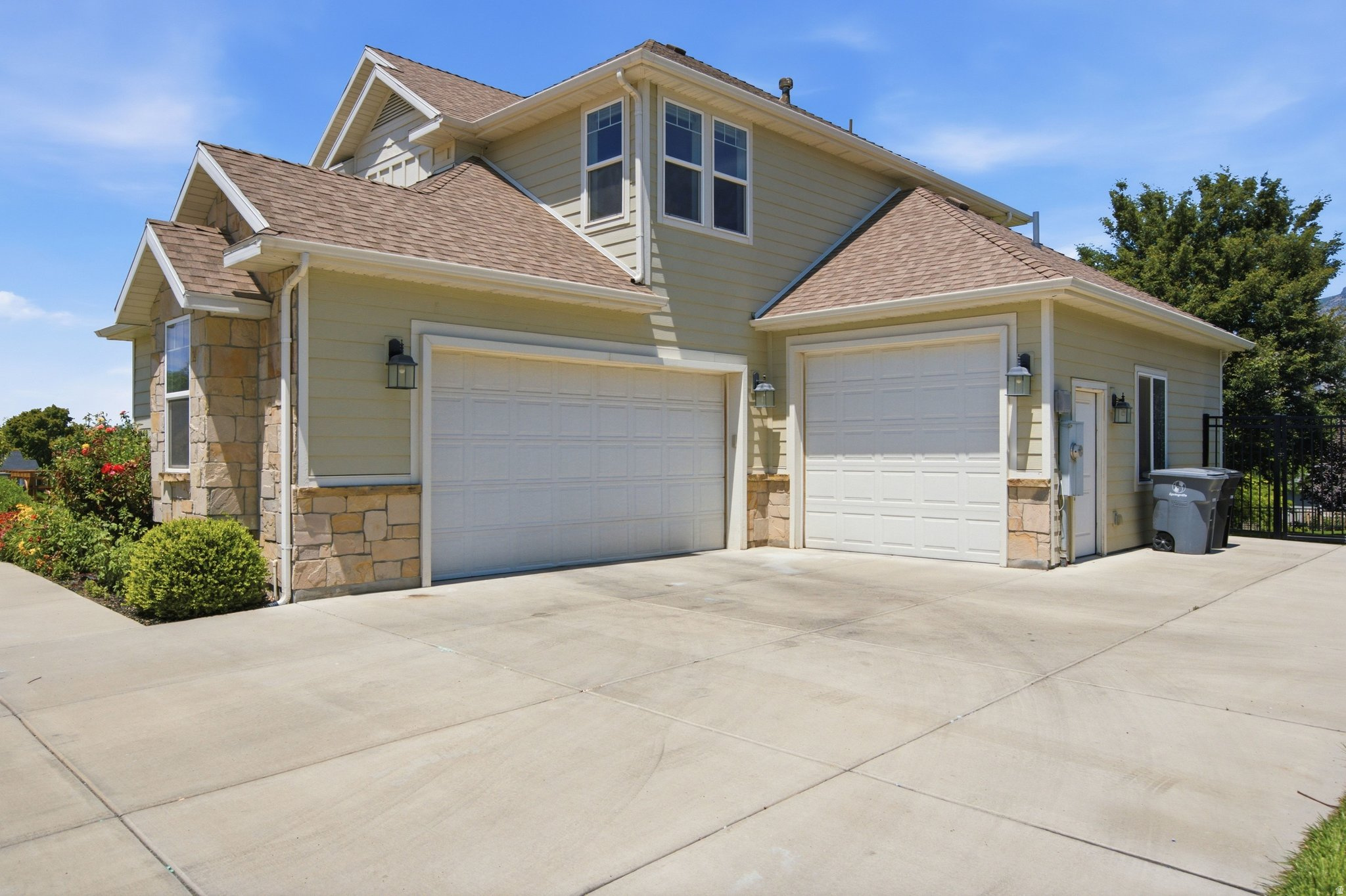 BOULDER SPRINGS - Residential