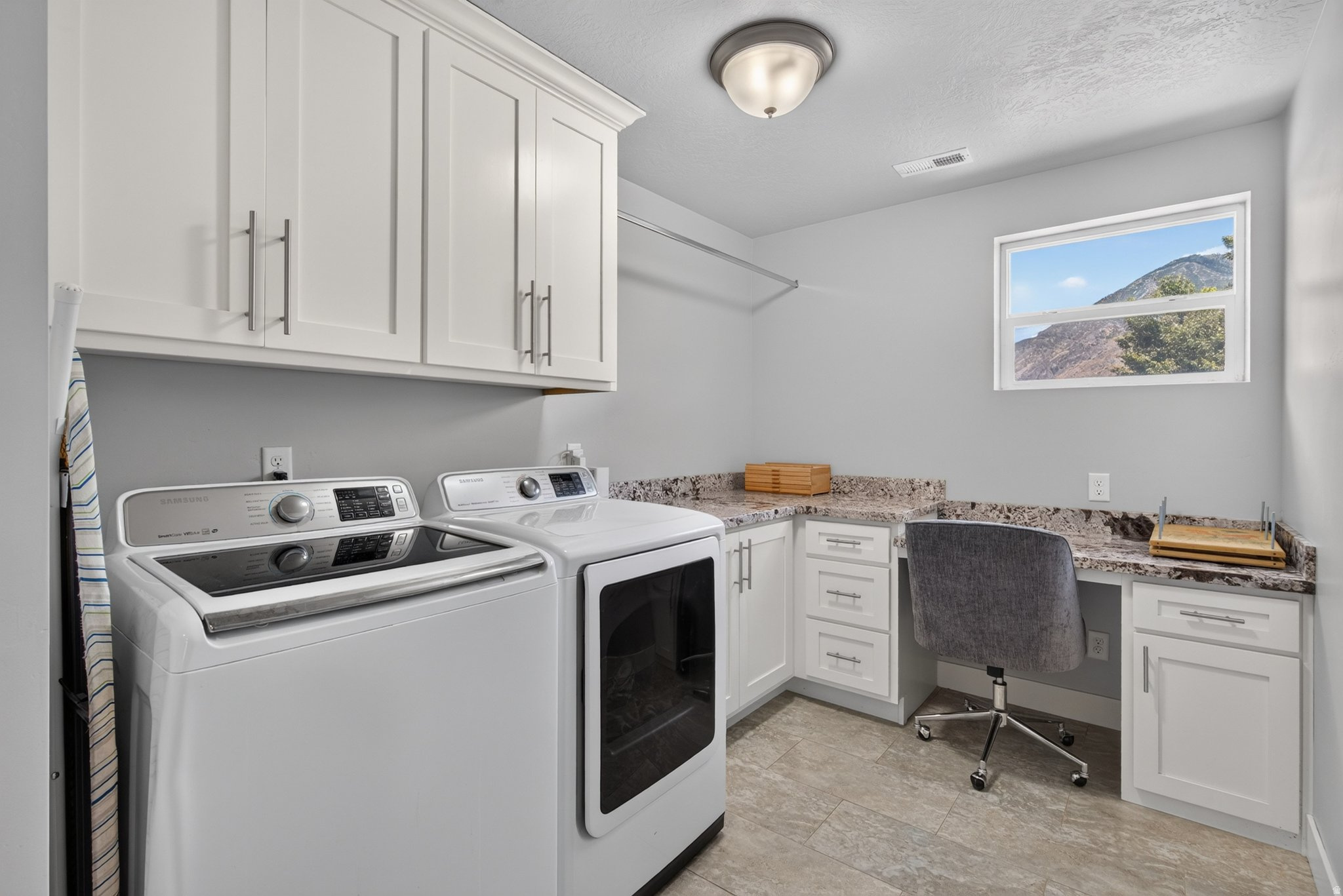 BOULDER SPRINGS - Residential