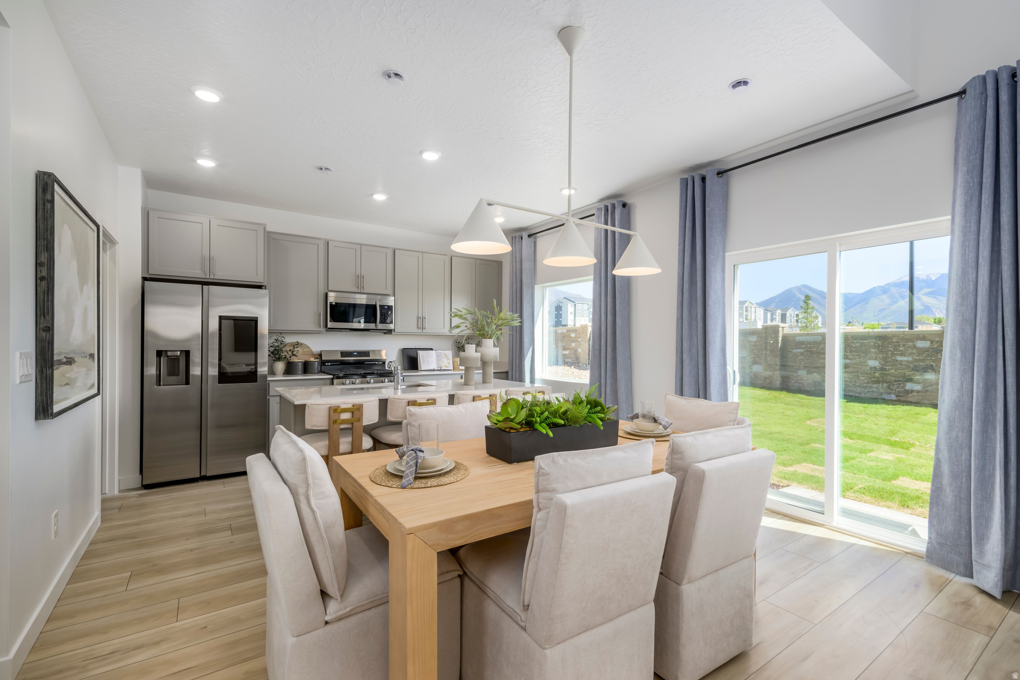 MEADOW CREEK - Residential