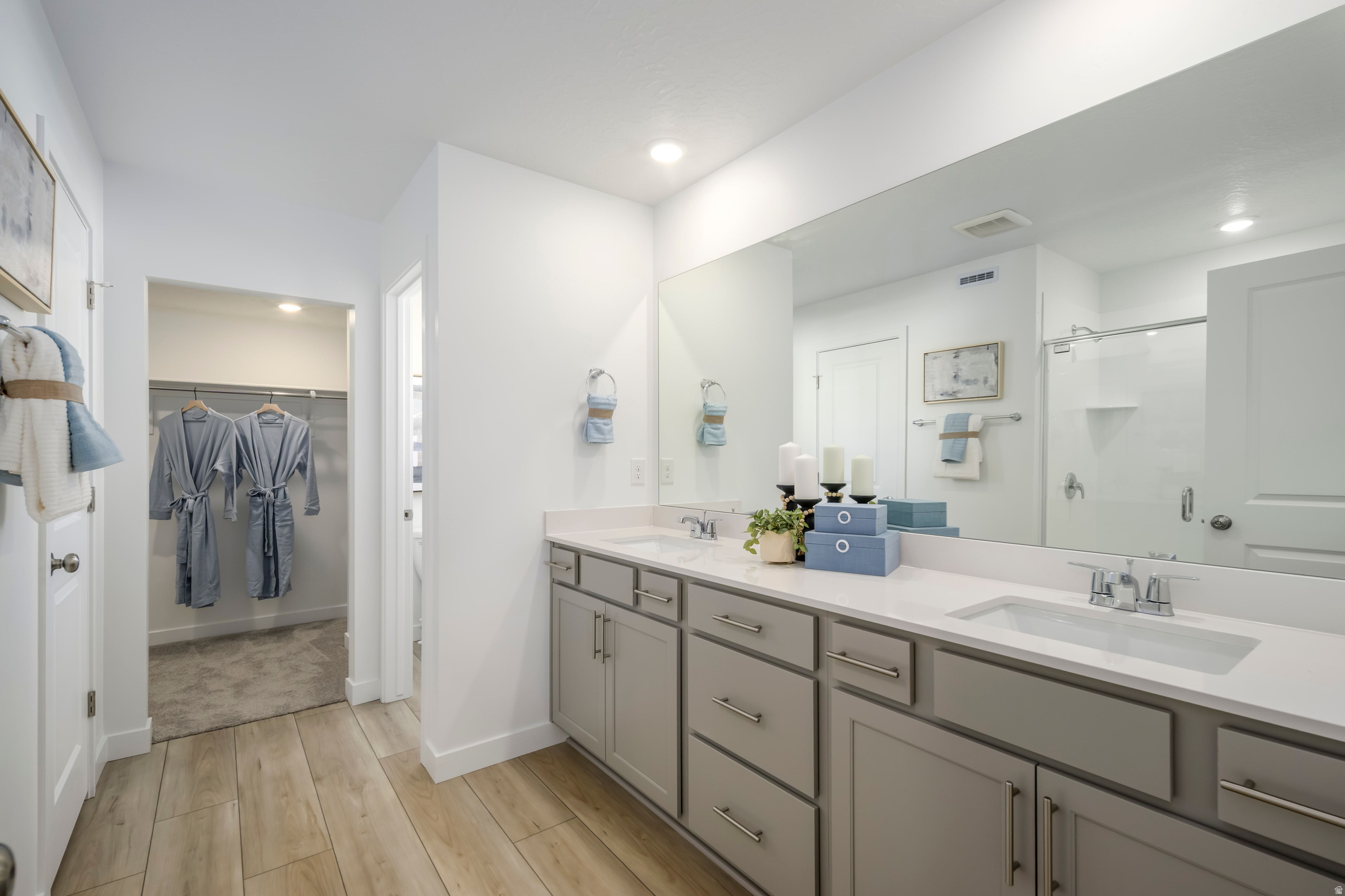 MEADOW CREEK - Residential