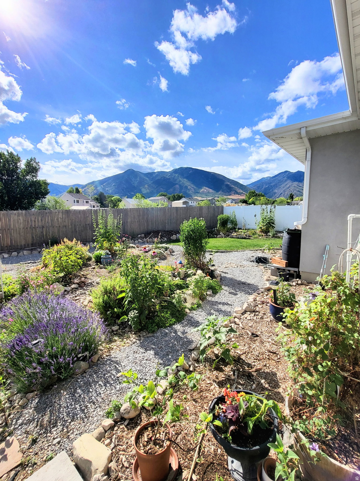 ENGLAND RIDGE SUBDIVISION - Residential