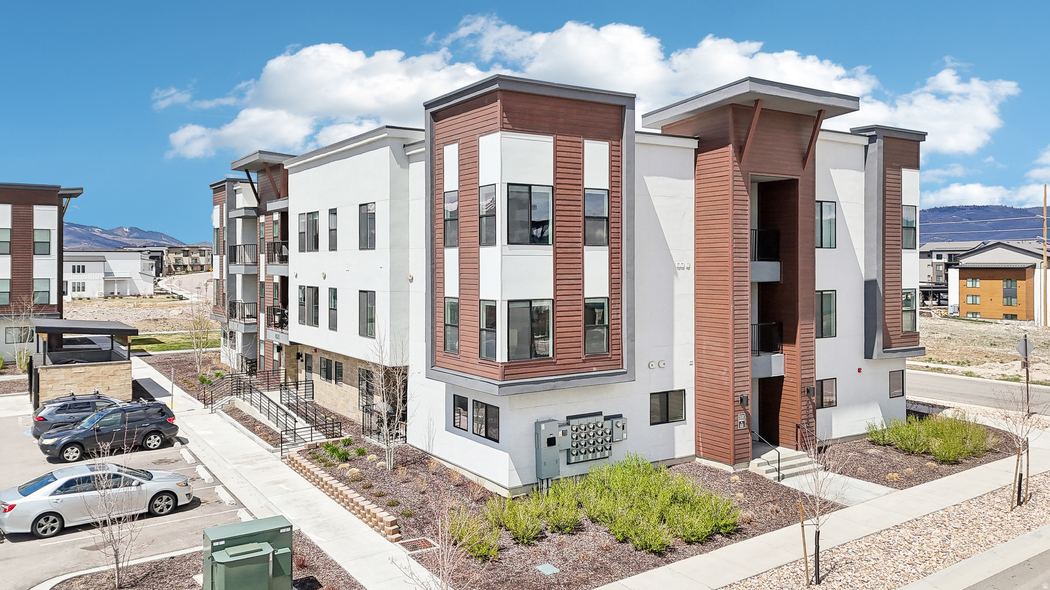 SILVER CREEK VILLAGE - Residential