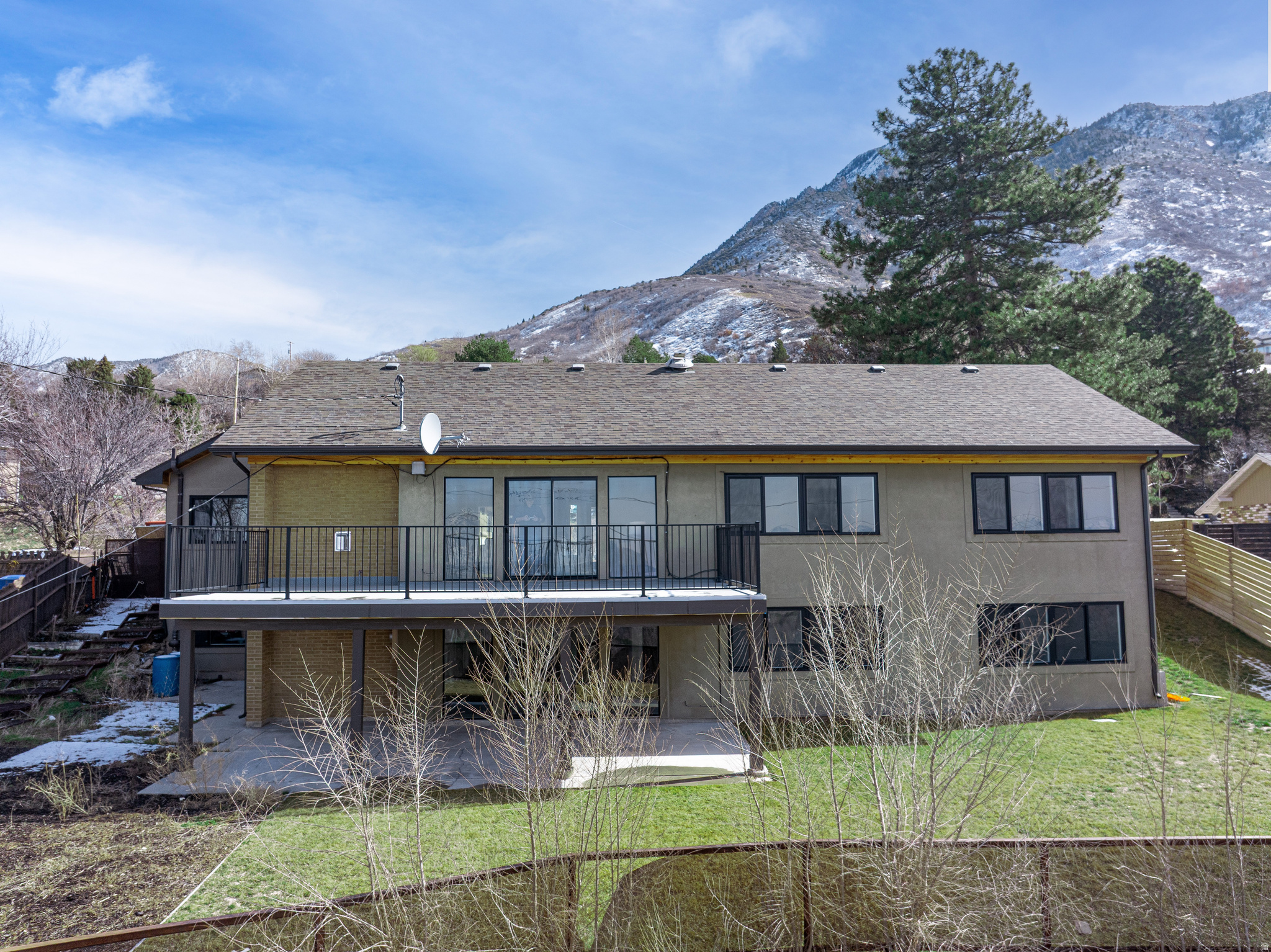 OLYMPUS COVE - Residential