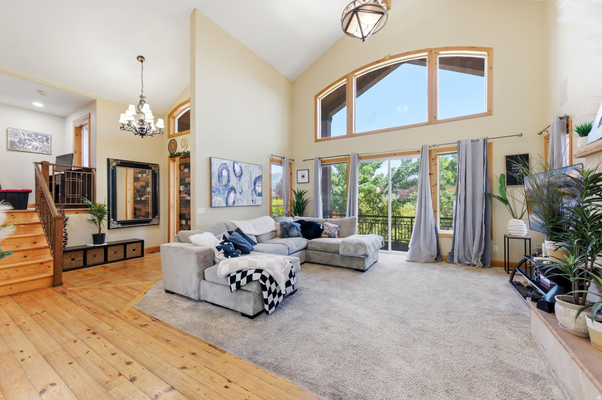 PARKWAY PALISADES - Residential