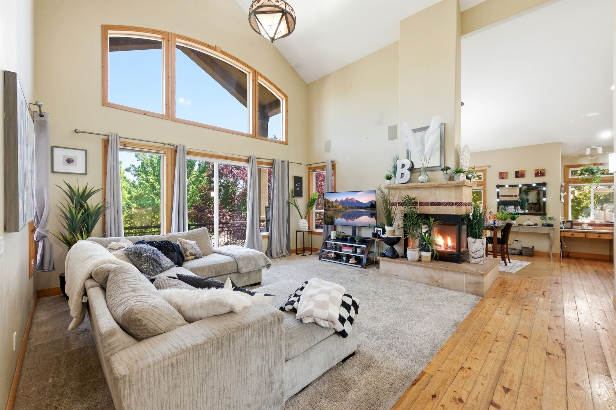 PARKWAY PALISADES - Residential