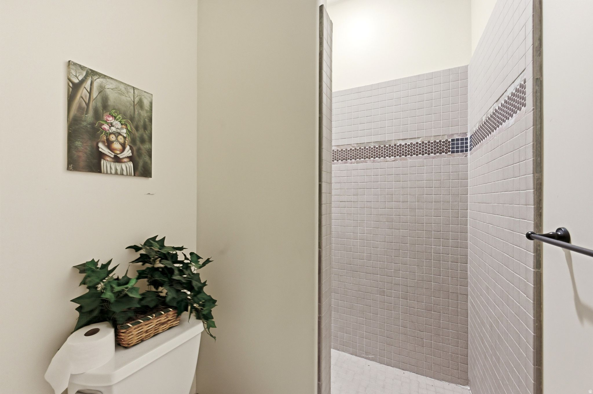 PARKWAY PALISADES - Residential