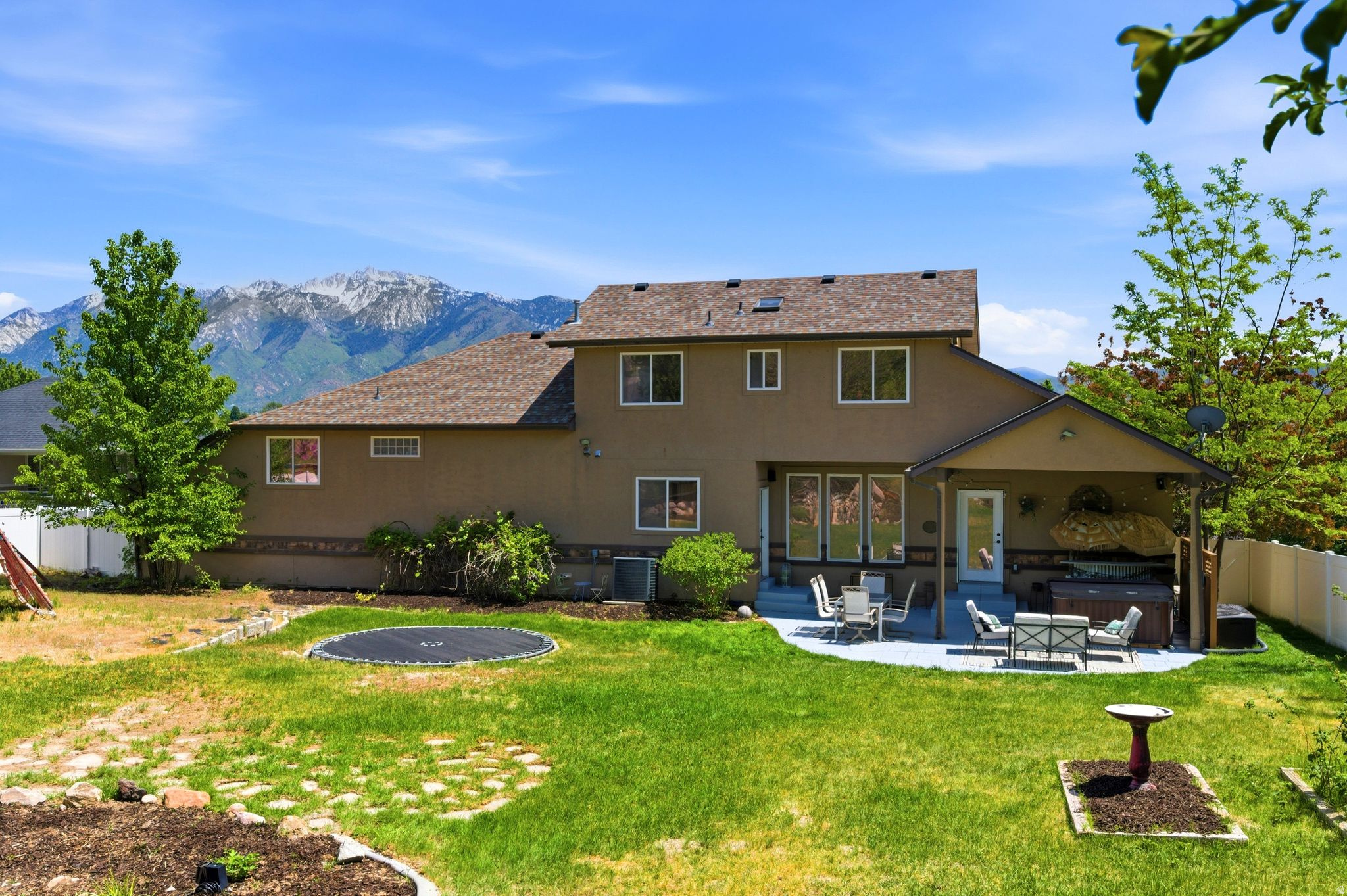 PARKWAY PALISADES - Residential