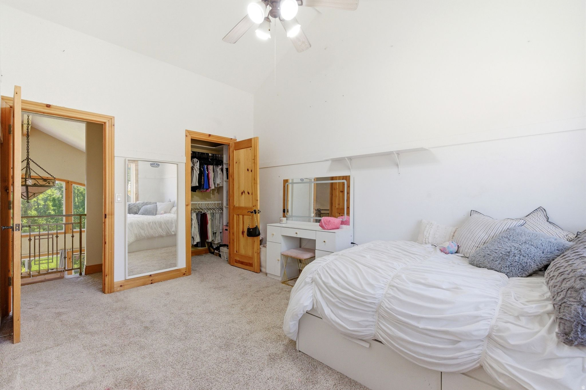 PARKWAY PALISADES - Residential