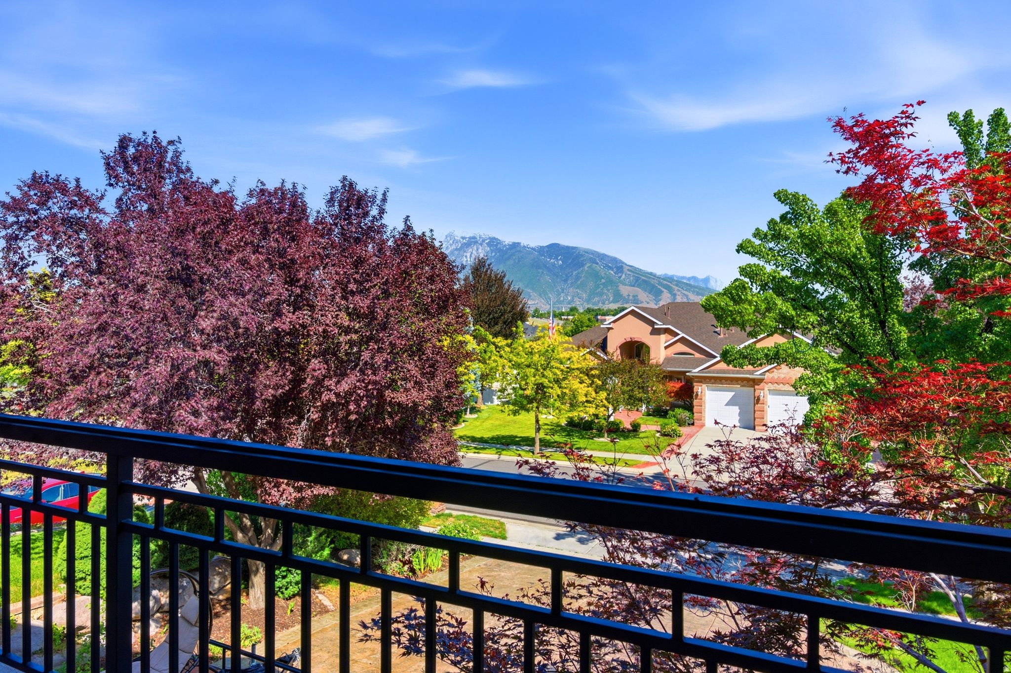 PARKWAY PALISADES - Residential