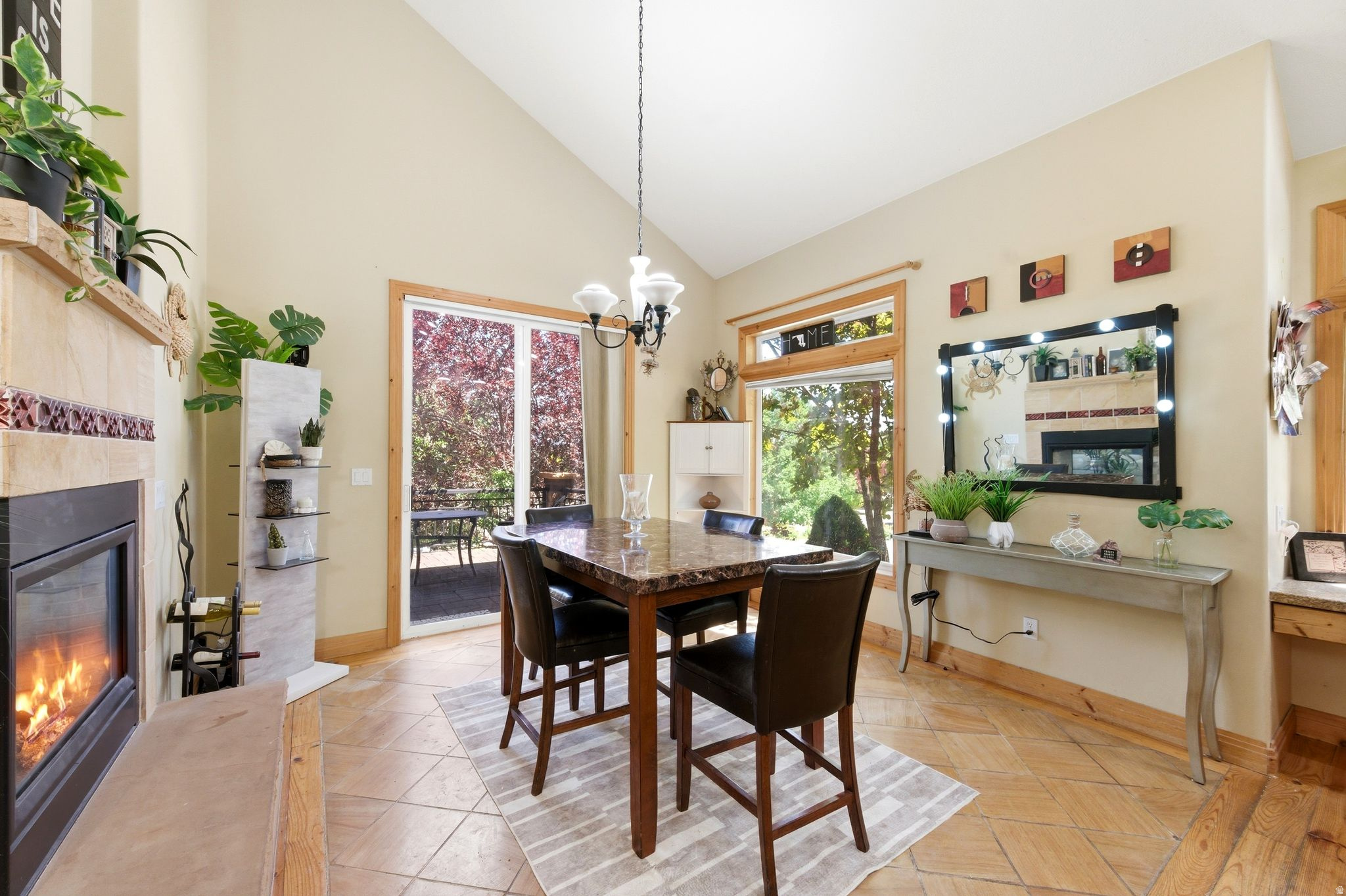 PARKWAY PALISADES - Residential
