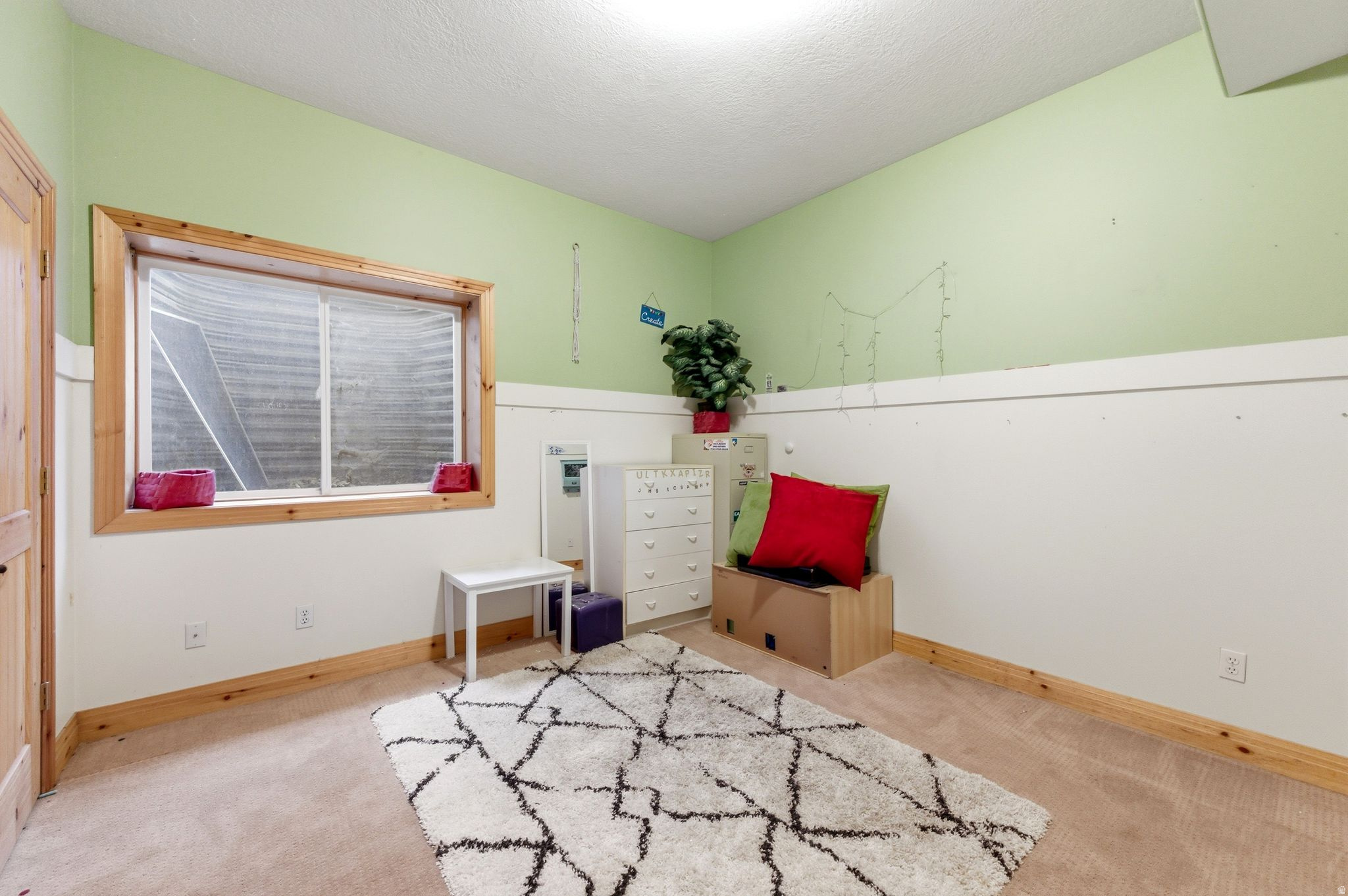 PARKWAY PALISADES - Residential