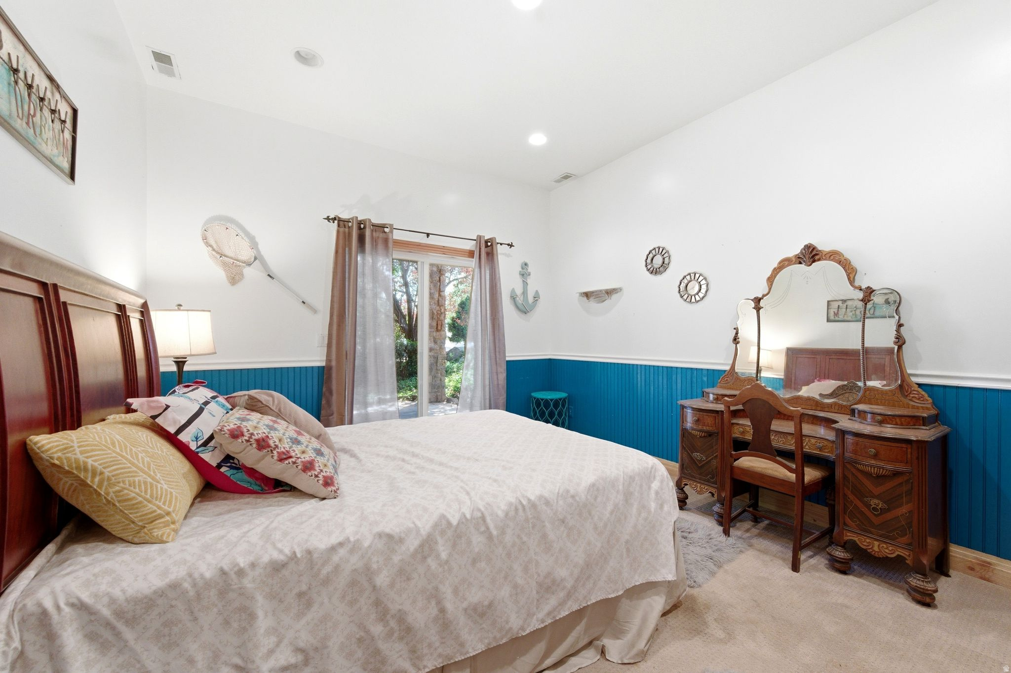 PARKWAY PALISADES - Residential