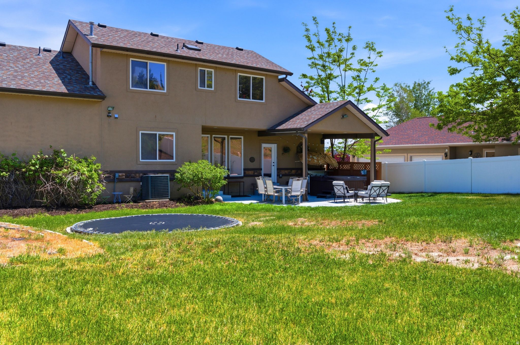 PARKWAY PALISADES - Residential