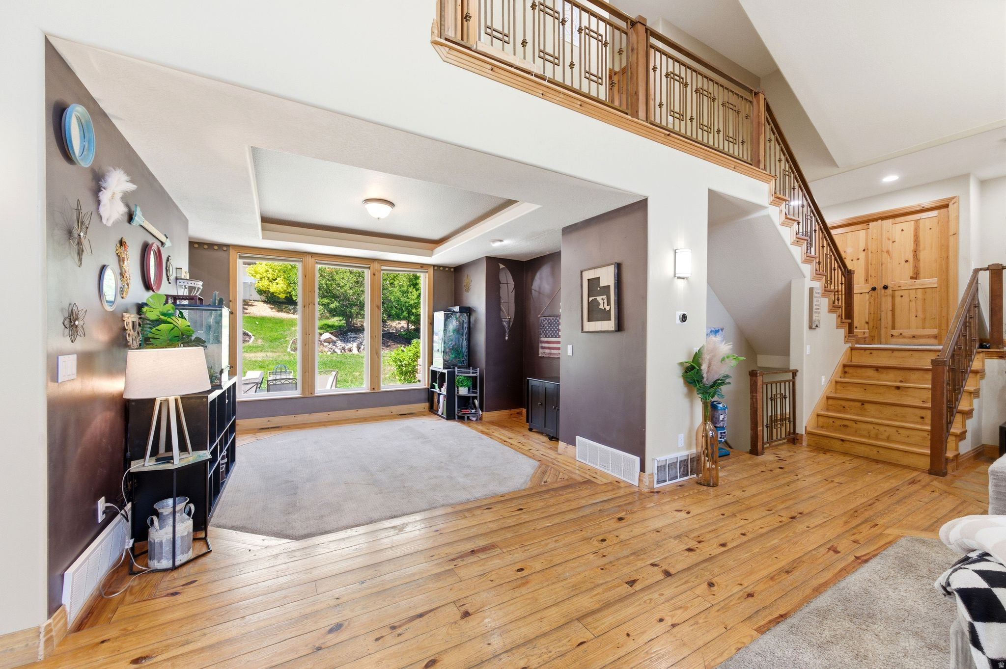 PARKWAY PALISADES - Residential