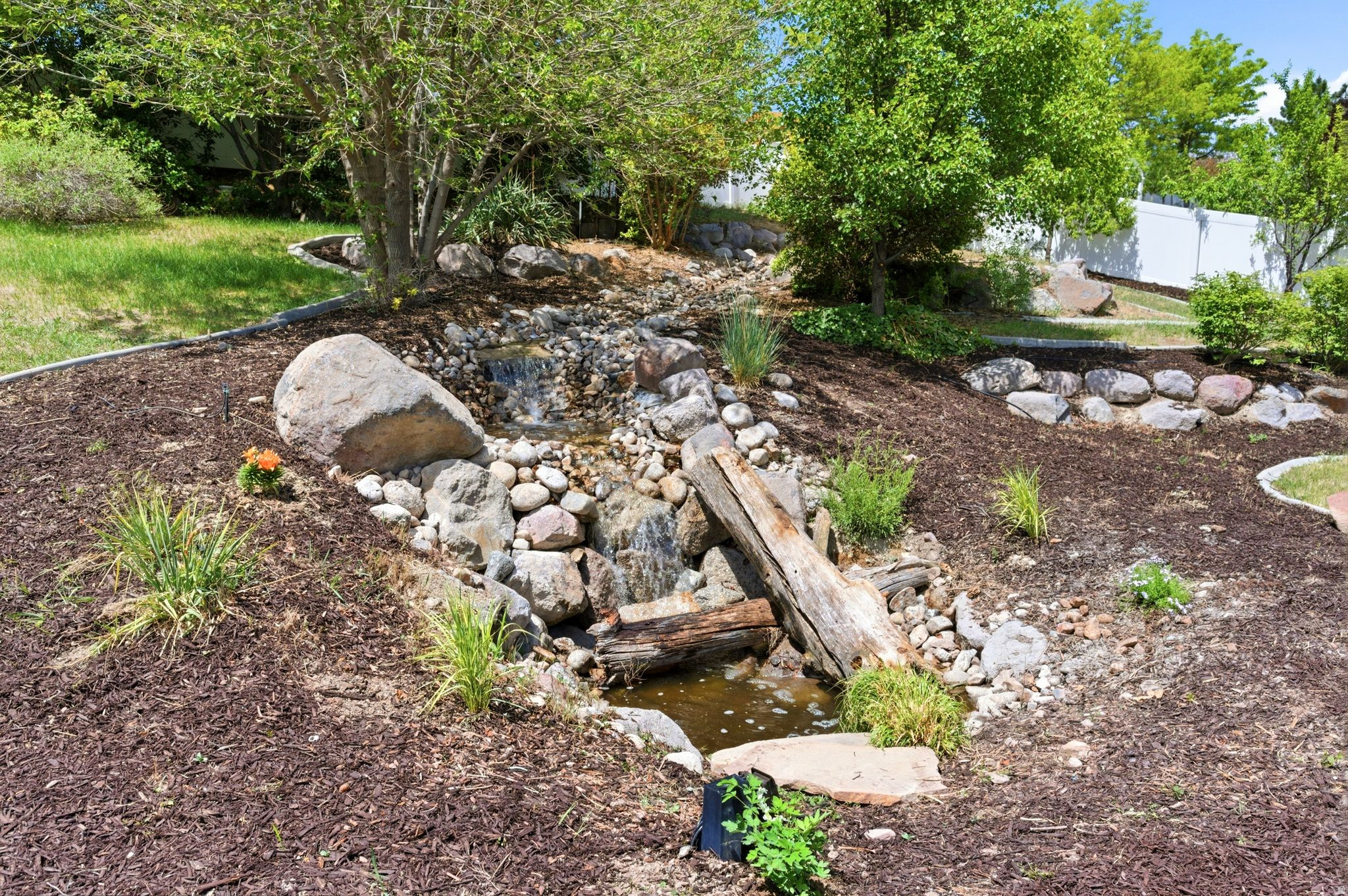 PARKWAY PALISADES - Residential