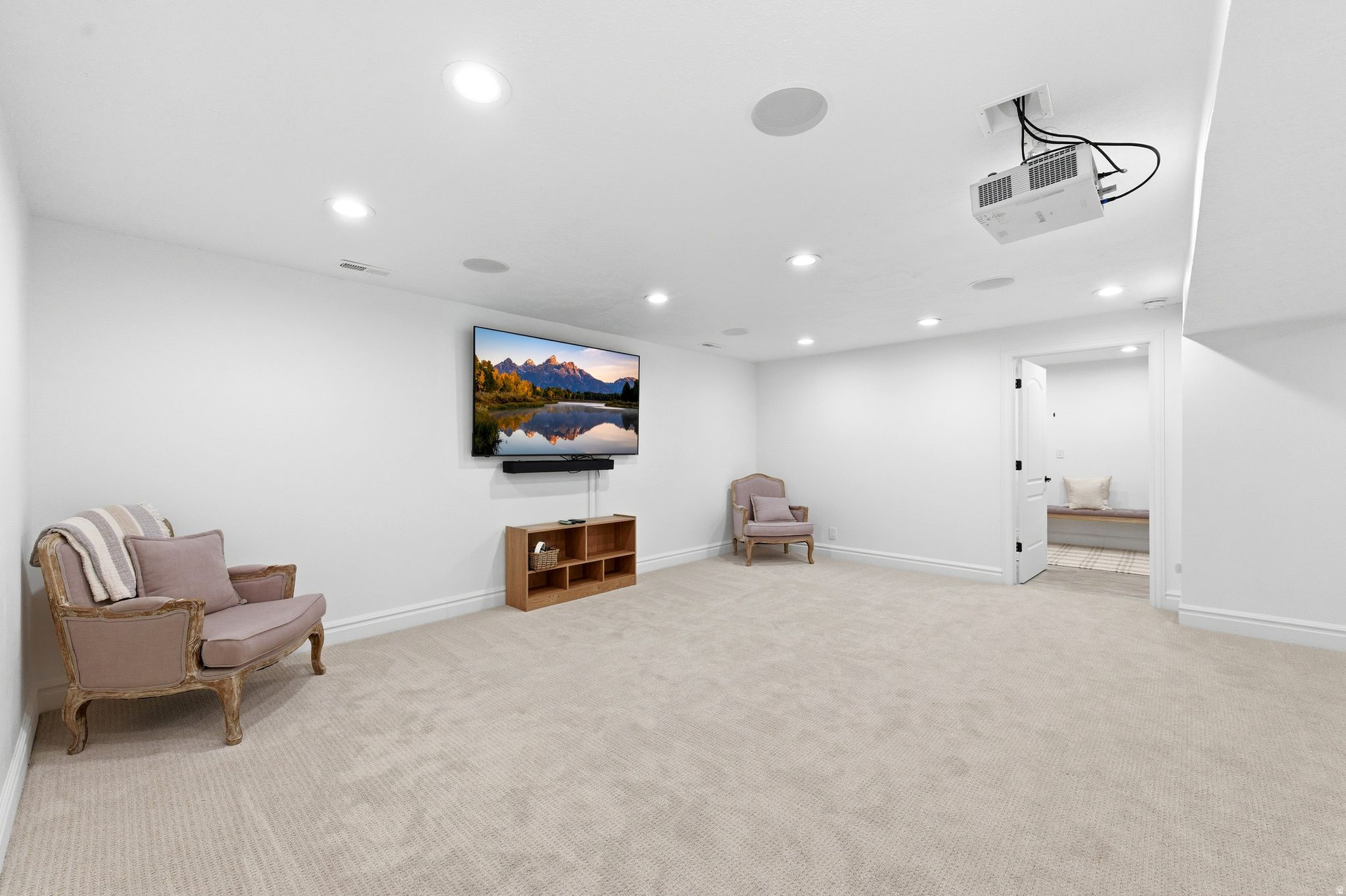 MIDWAY - Residential