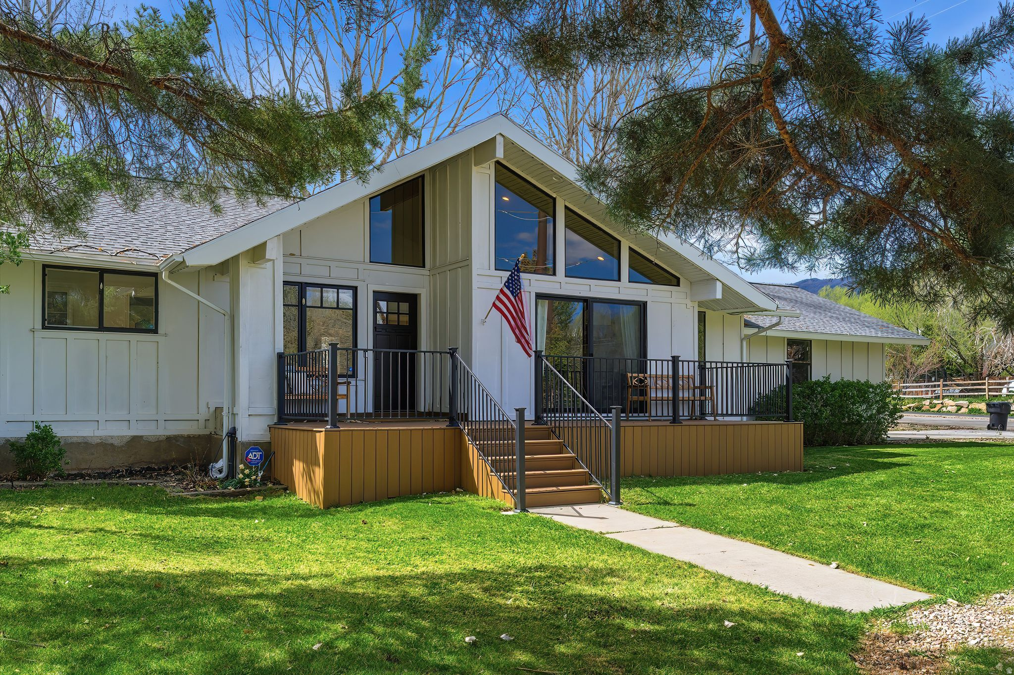MIDWAY - Residential