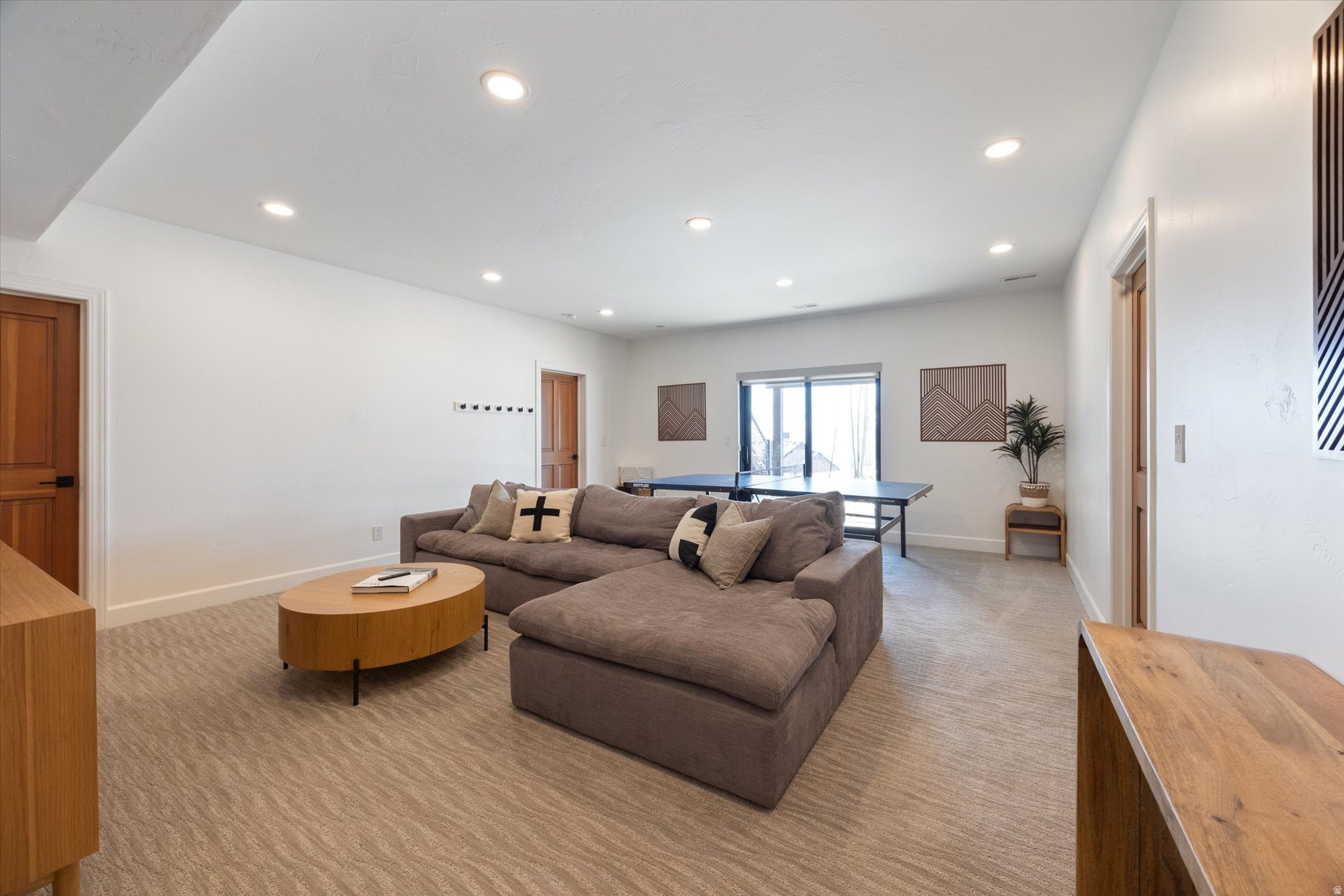 TRAPPERS RIDGE - Residential