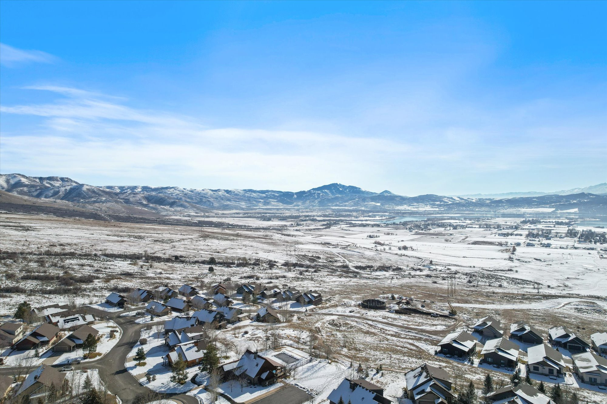 TRAPPERS RIDGE - Residential