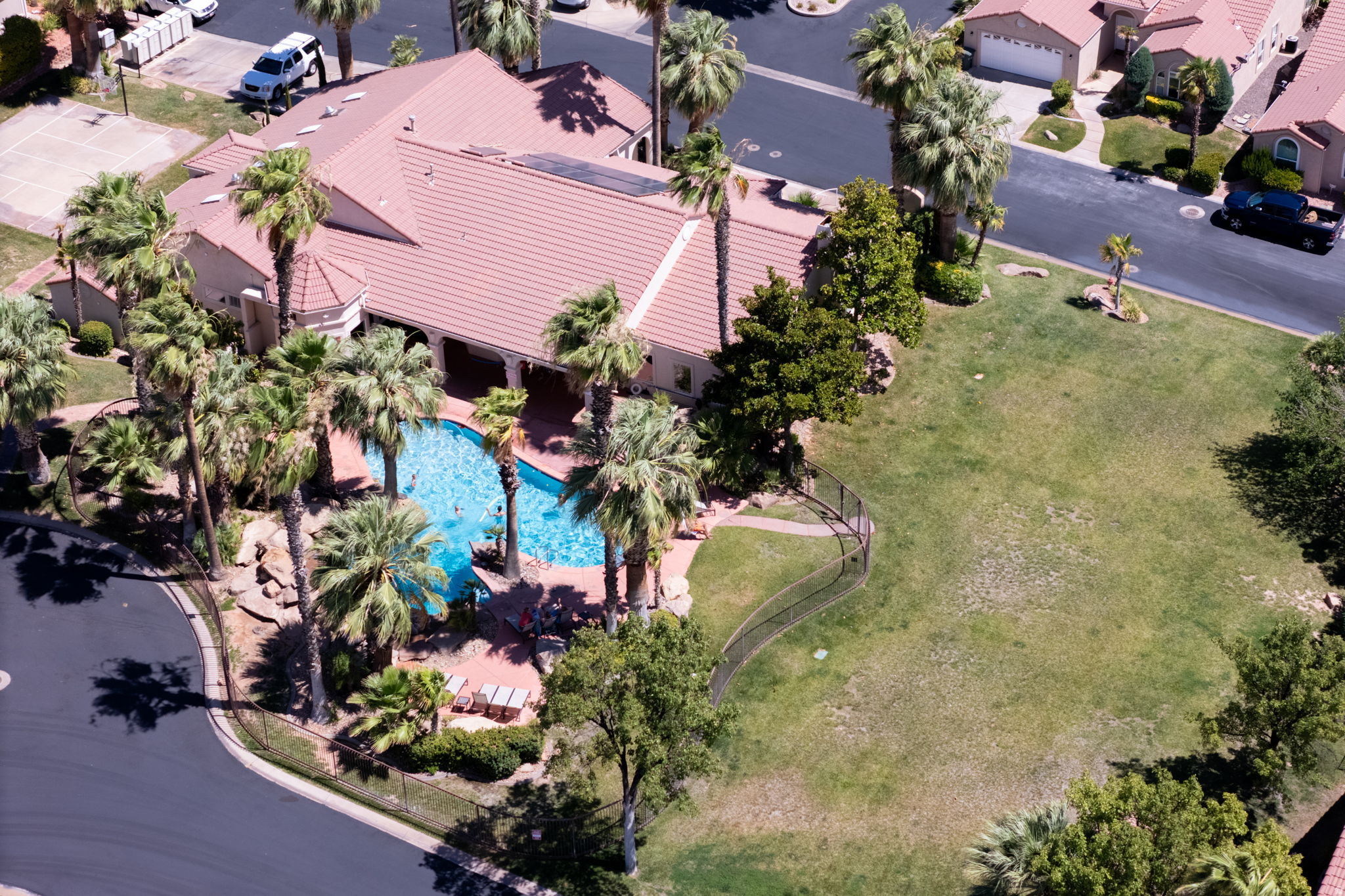 SILVER CREEK TOWNHOMES - Residential