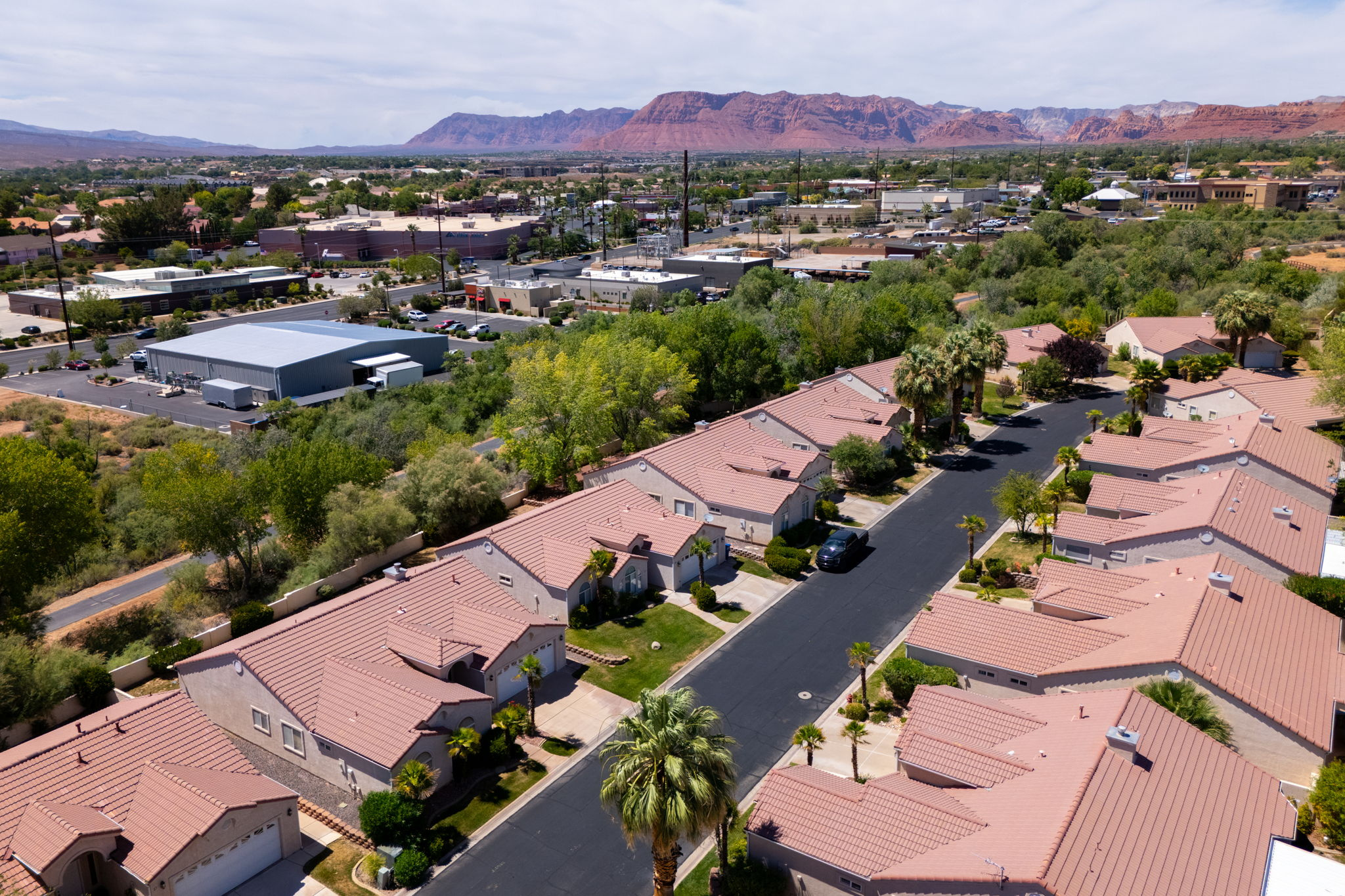 SILVER CREEK TOWNHOMES - Residential