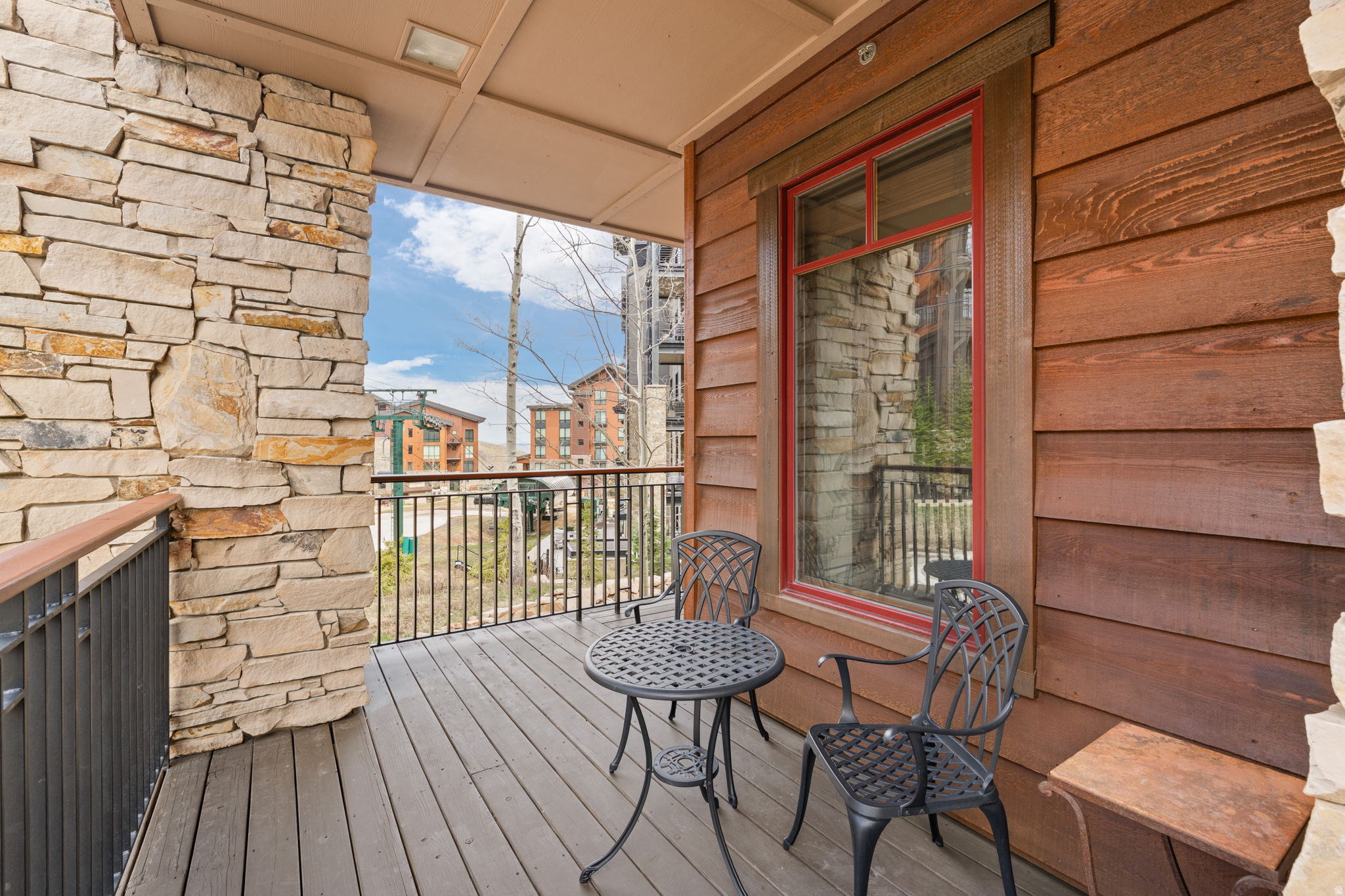 SHOOTING STAR LODGE CONDO - Residential