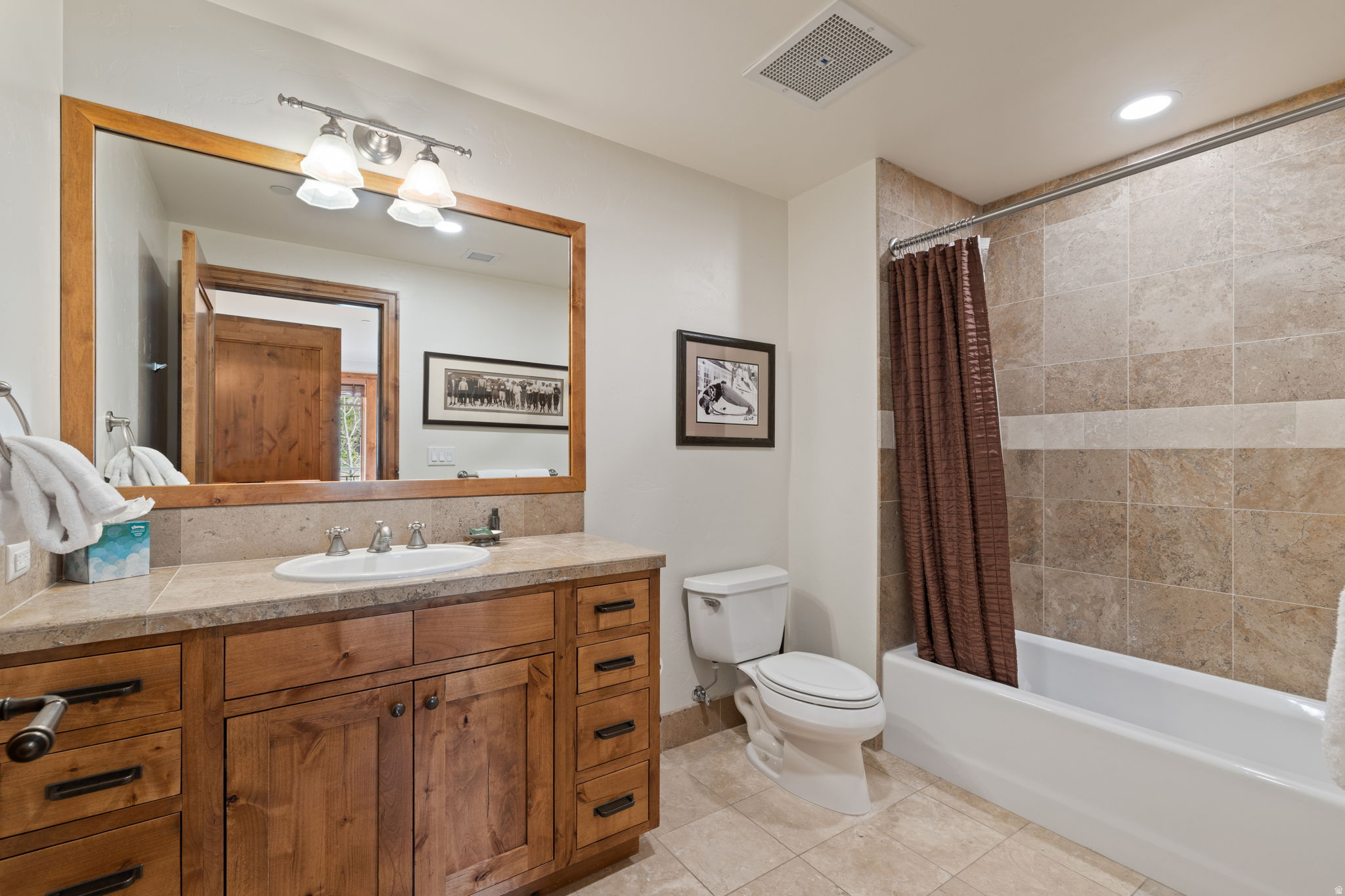 SHOOTING STAR LODGE CONDO - Residential