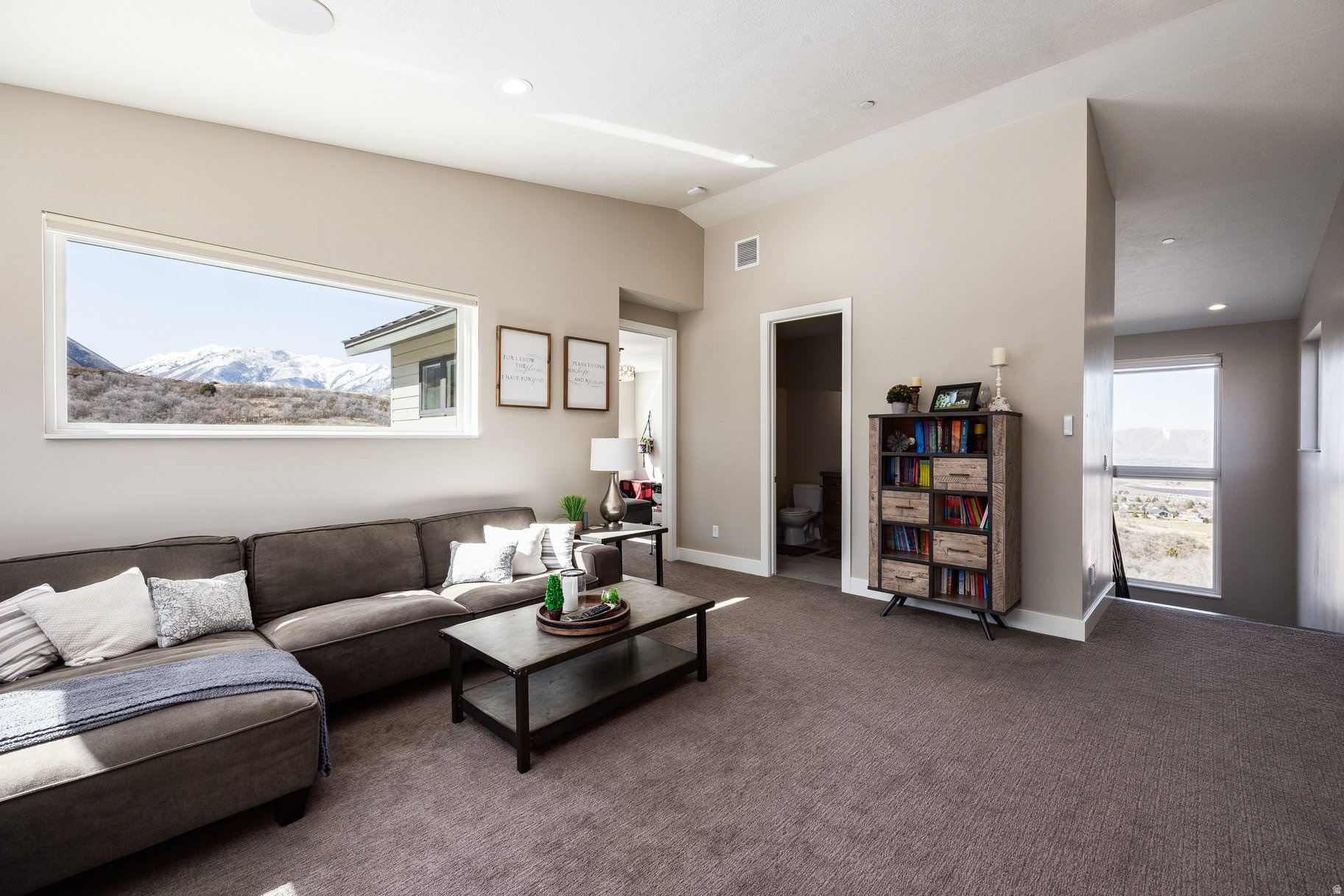 SUMMIT CREEK - Residential