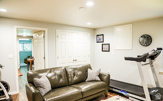 JACKSON HEIGHTS - Residential