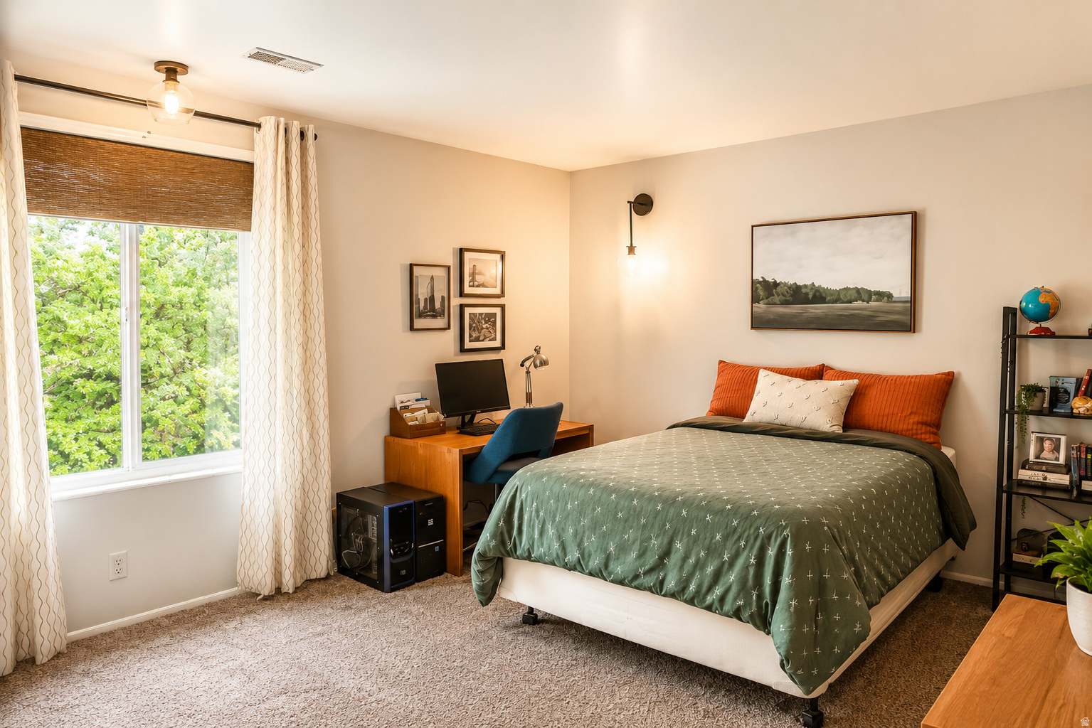 JACKSON HEIGHTS - Residential