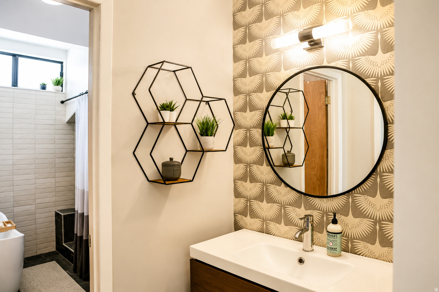 JACKSON HEIGHTS - Residential