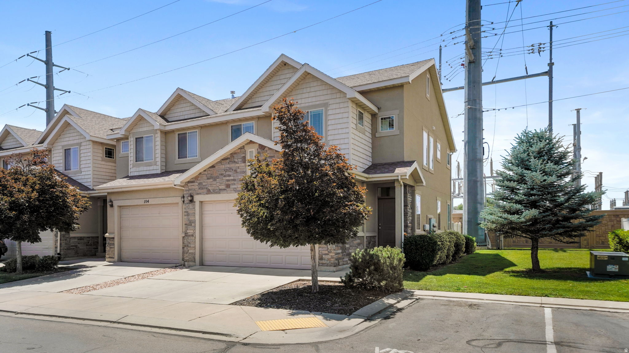 WOOD ESTATES - Residential