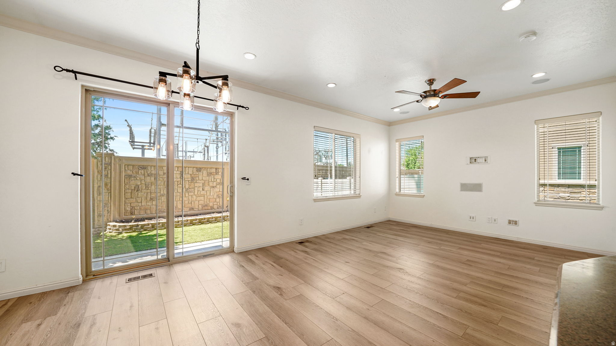 WOOD ESTATES - Residential
