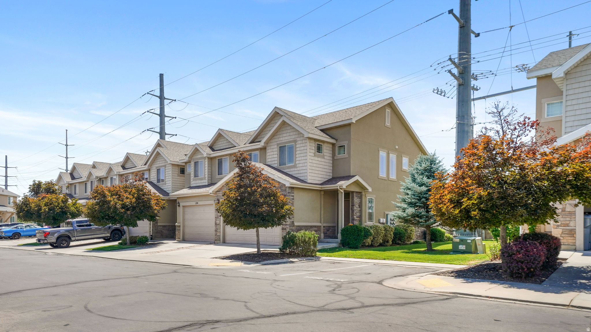 WOOD ESTATES - Residential