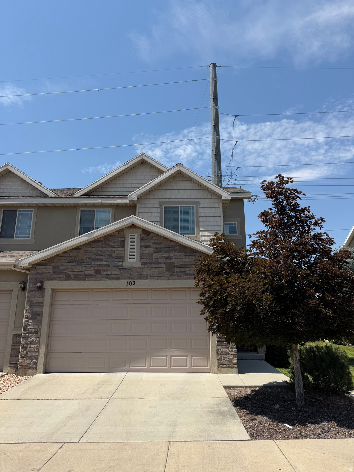 WOOD ESTATES - Residential