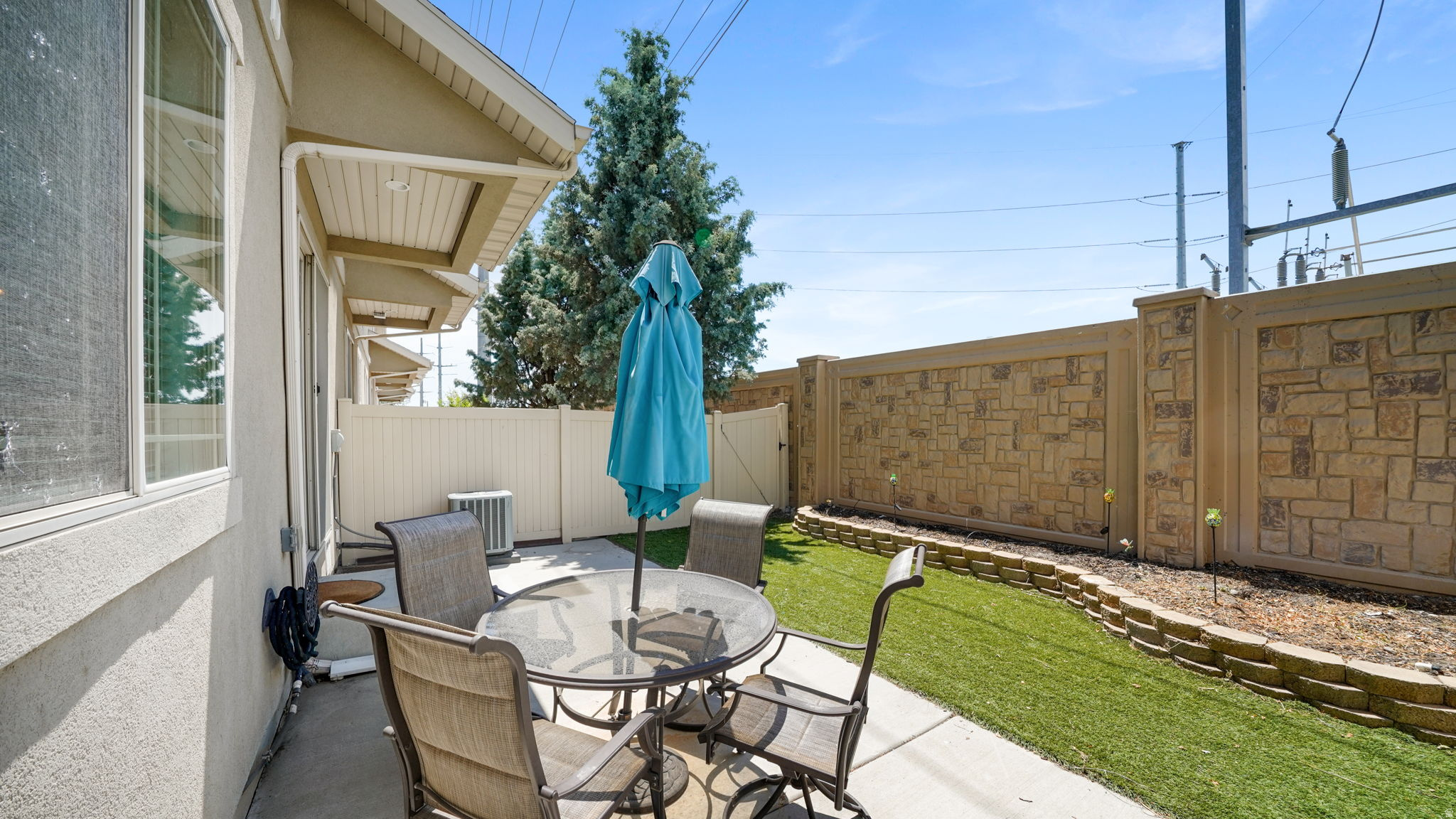 WOOD ESTATES - Residential