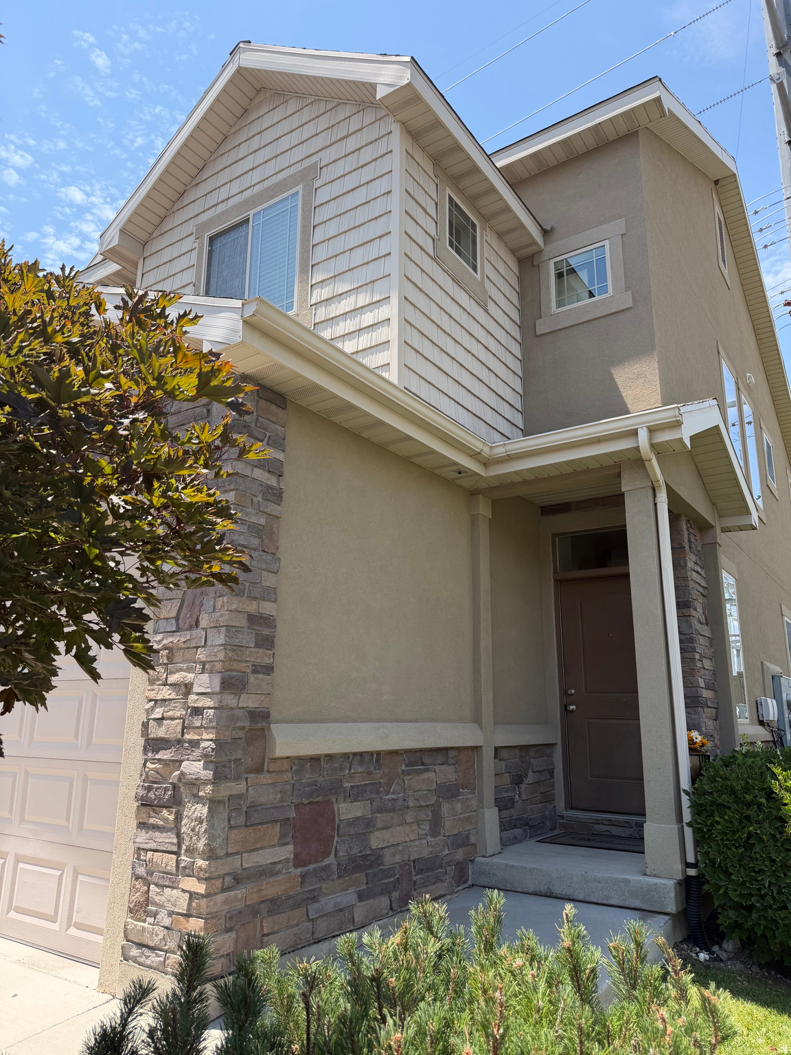 WOOD ESTATES - Residential