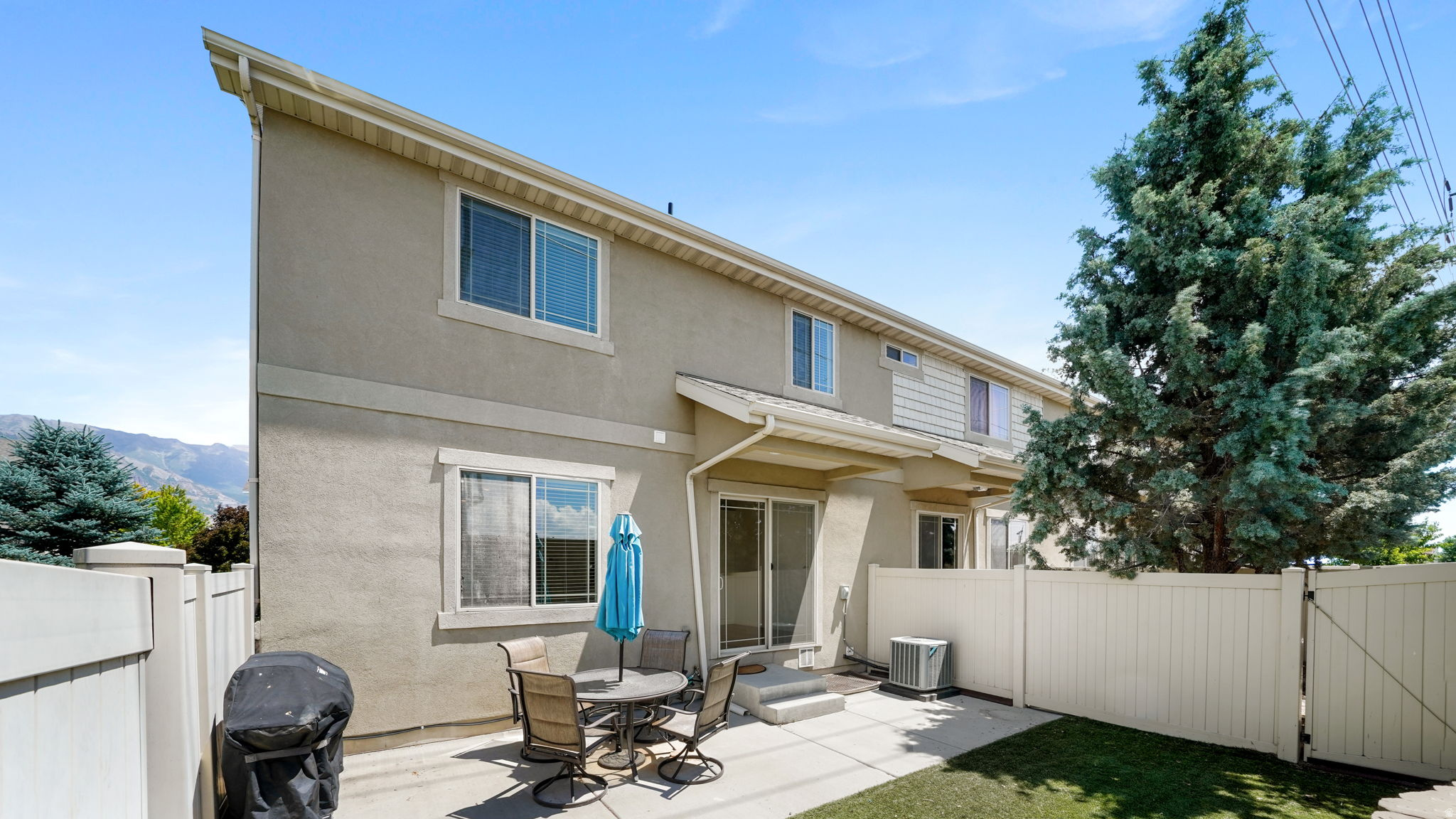 WOOD ESTATES - Residential