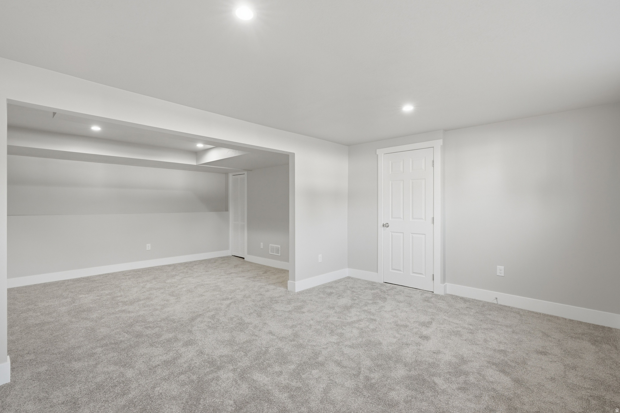 MEADOWBROOK FARMS - Residential