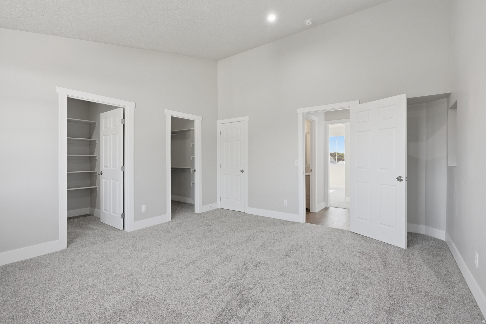 MEADOWBROOK FARMS - Residential