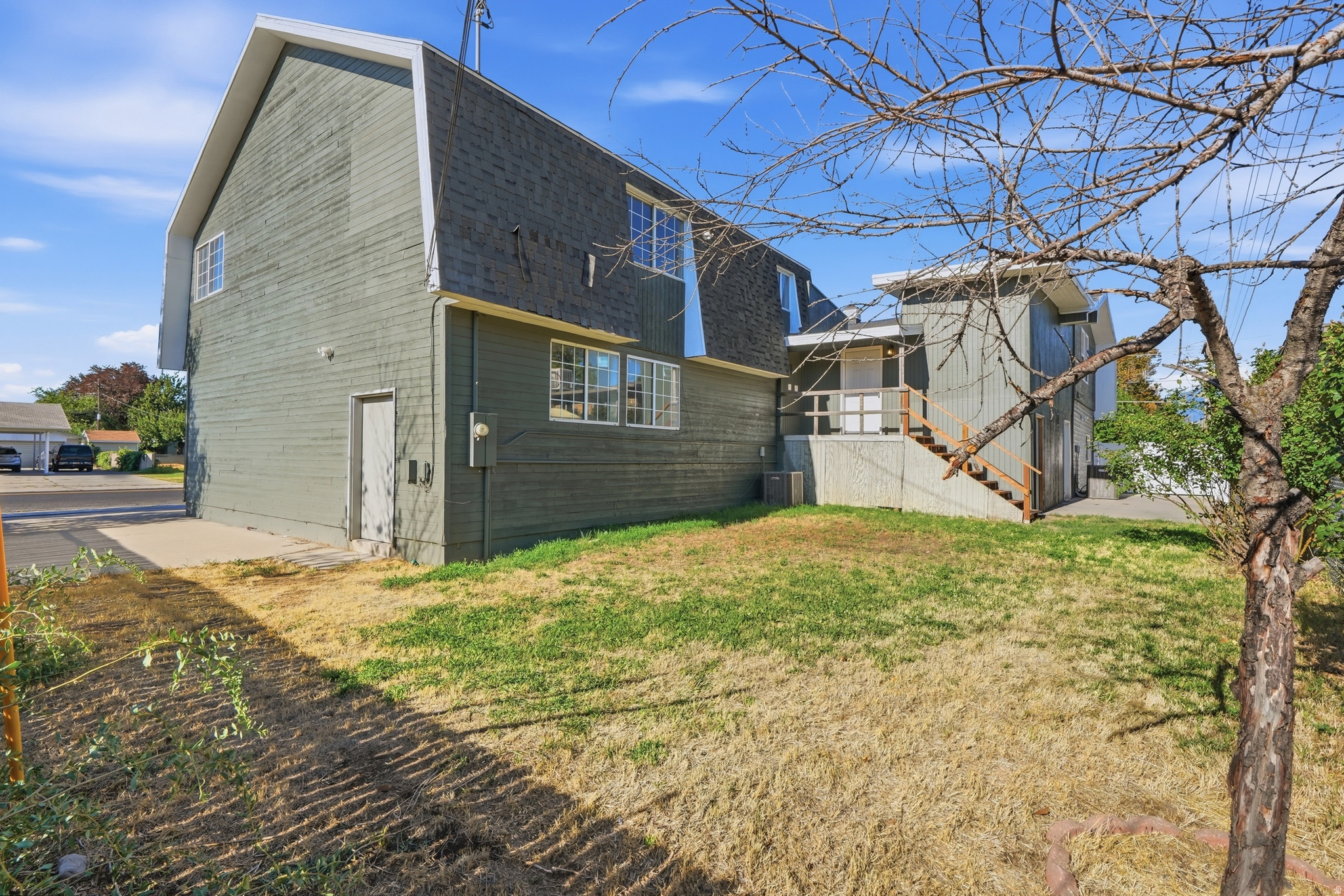 MEADOWBROOK FARMS - Residential
