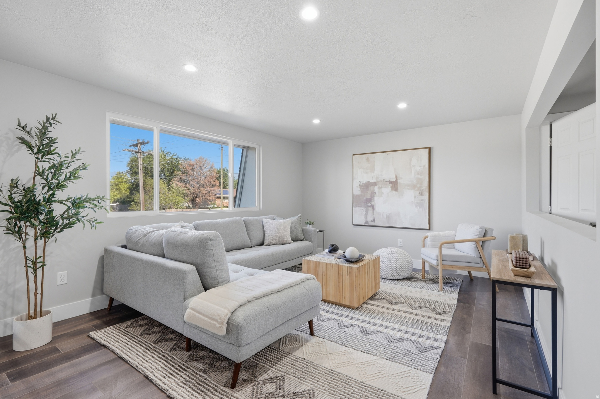 MEADOWBROOK FARMS - Residential