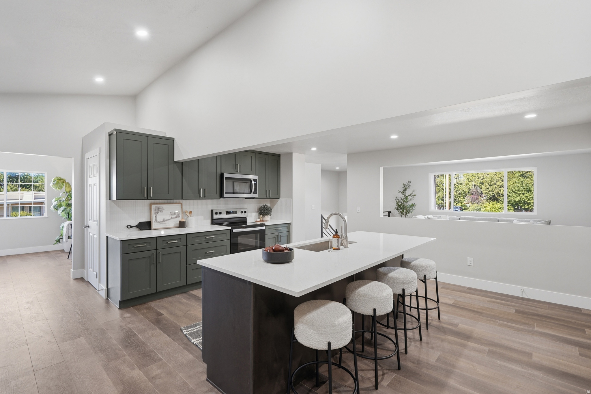 MEADOWBROOK FARMS - Residential