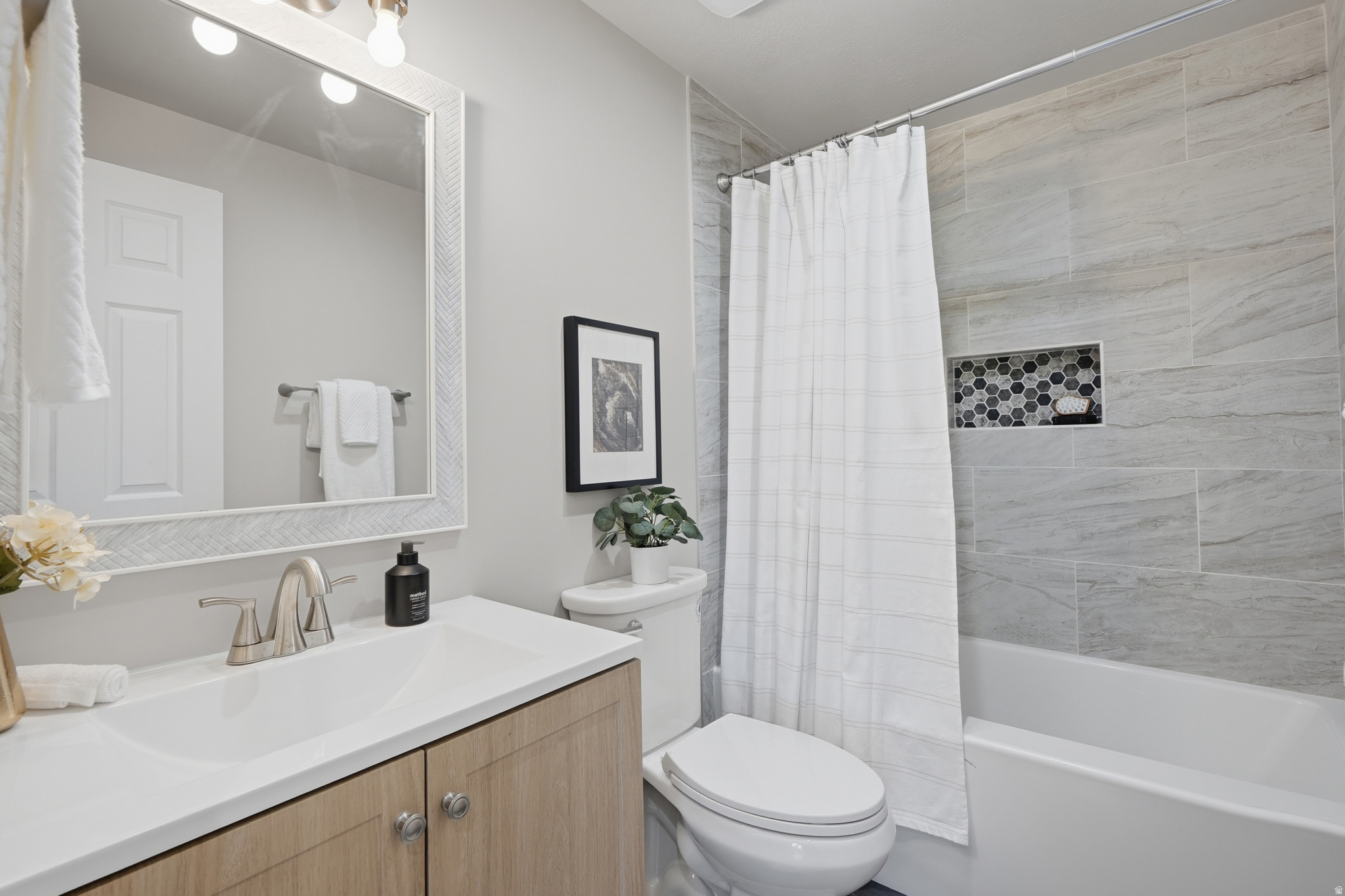 MEADOWBROOK FARMS - Residential