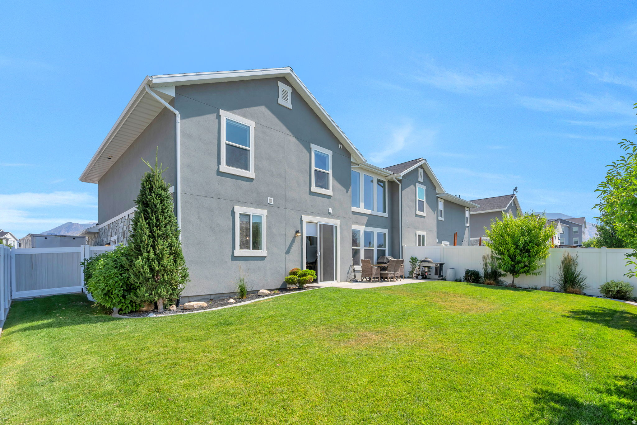 THE VILLAGE ON 4TH - Residential