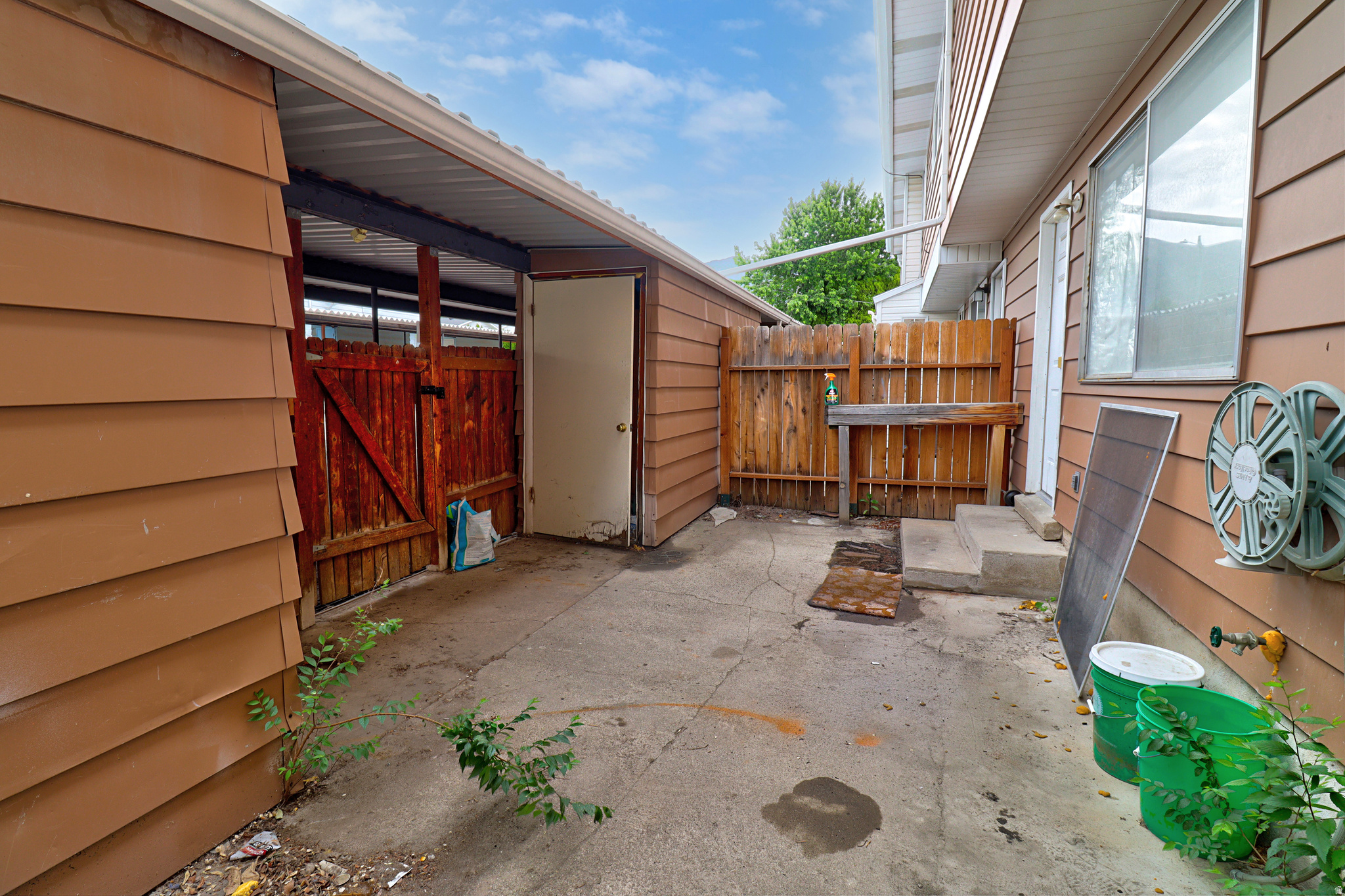 NAYON HEIGHTS - Residential